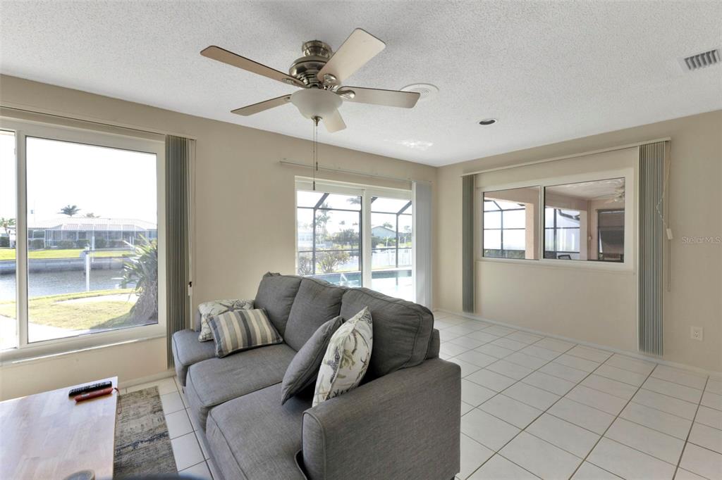 Punta Gorda, Florida, 33950, United States, 2 Bedrooms Bedrooms, ,2 BathroomsBathrooms,Residential,For Sale,1722408