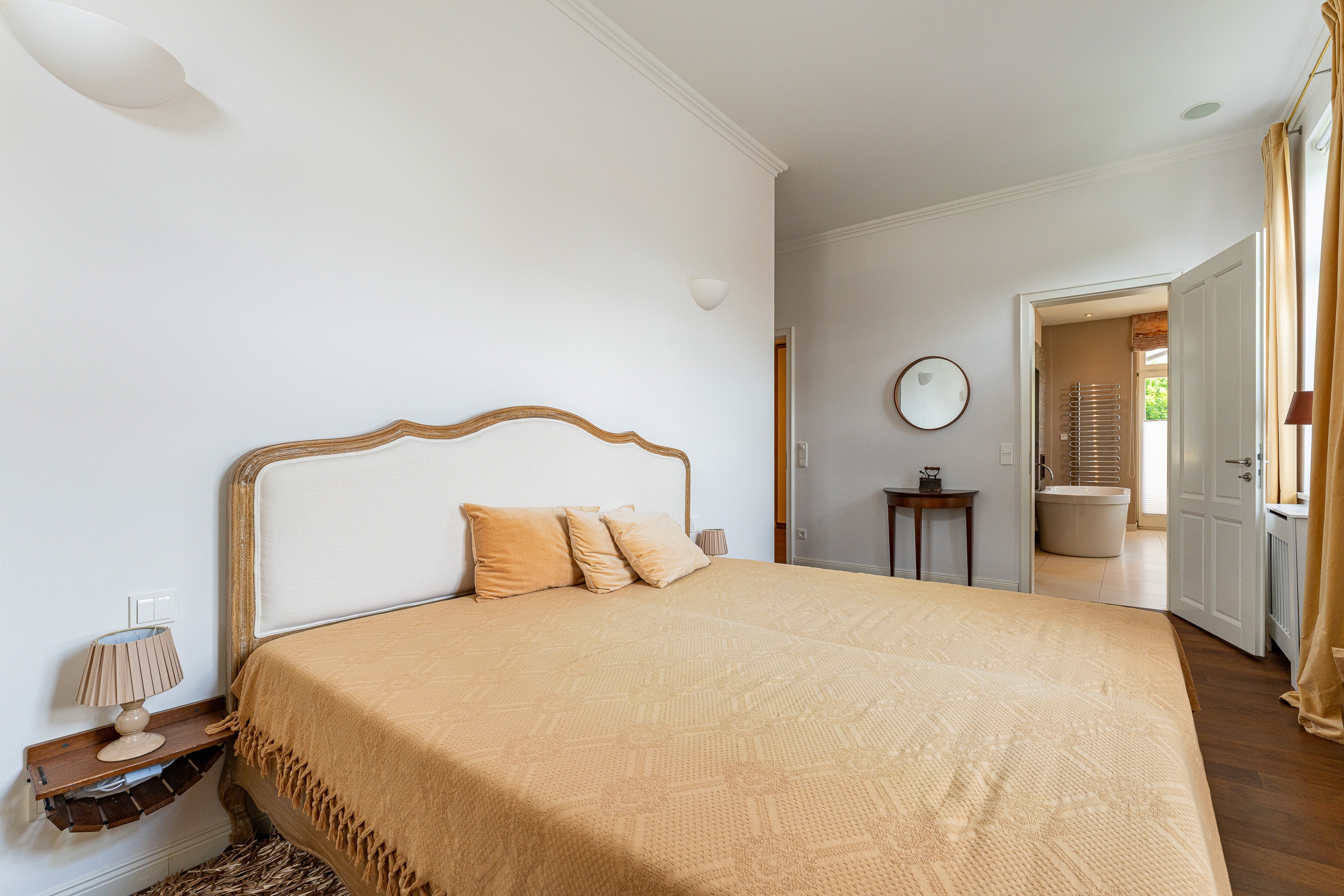  Beletage in the ?Charlott? Villa—a historic landmark near downtown with mount... - 物件實景