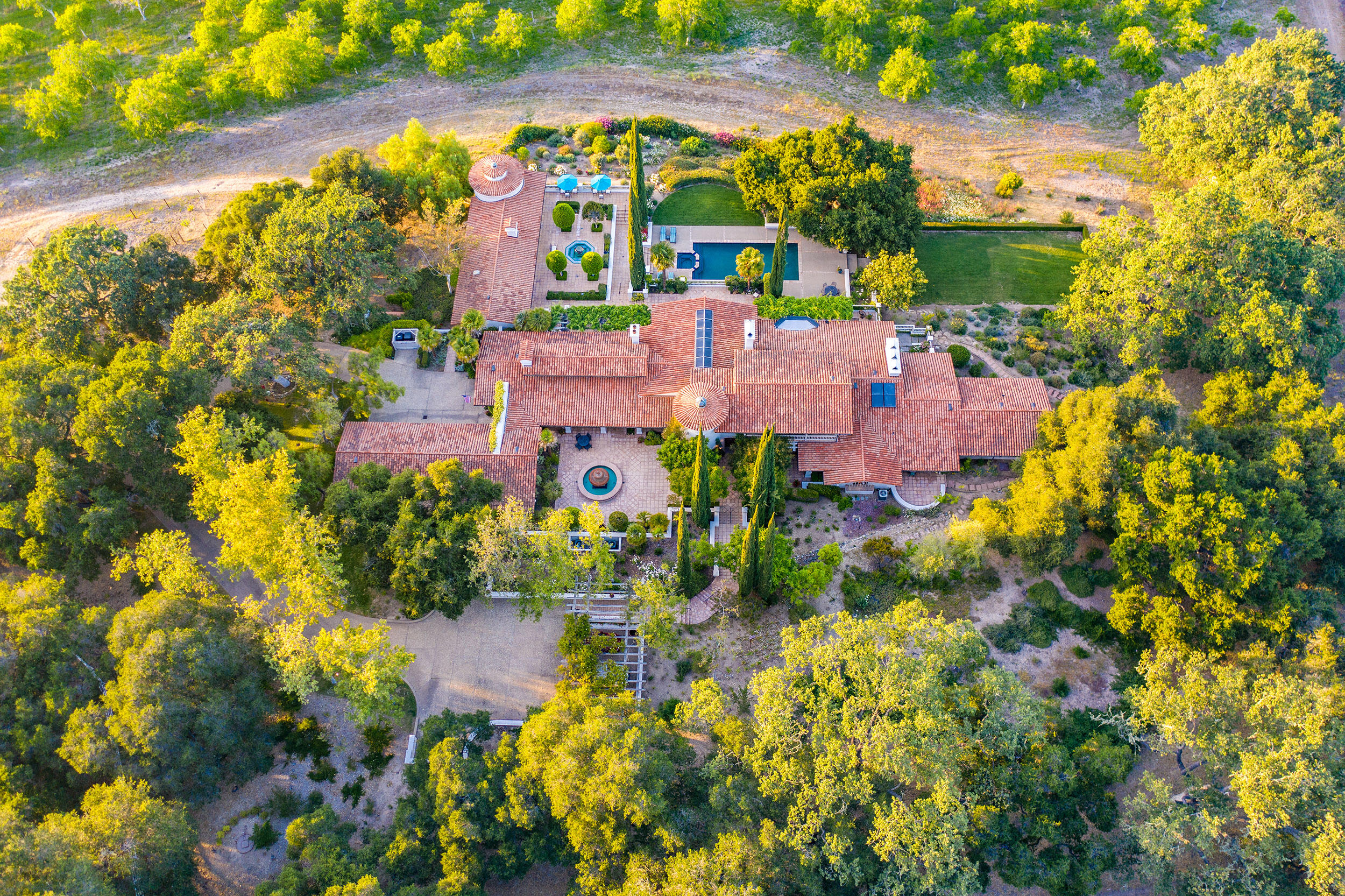 Santa Ynez, California, 93460, United States, 3 Bedrooms Bedrooms, ,6 BathroomsBathrooms,Residential,For Sale,1709883