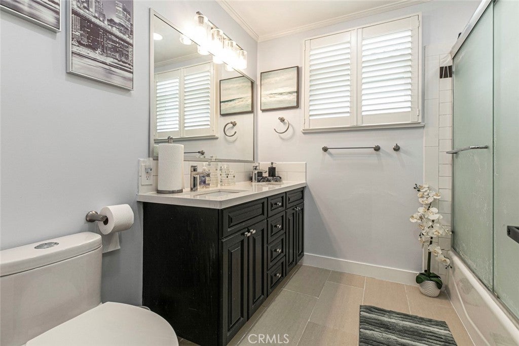 Van Nuys, California, 91406, United States, 3 Bedrooms Bedrooms, ,2 BathroomsBathrooms,Residential,For Sale,1940883