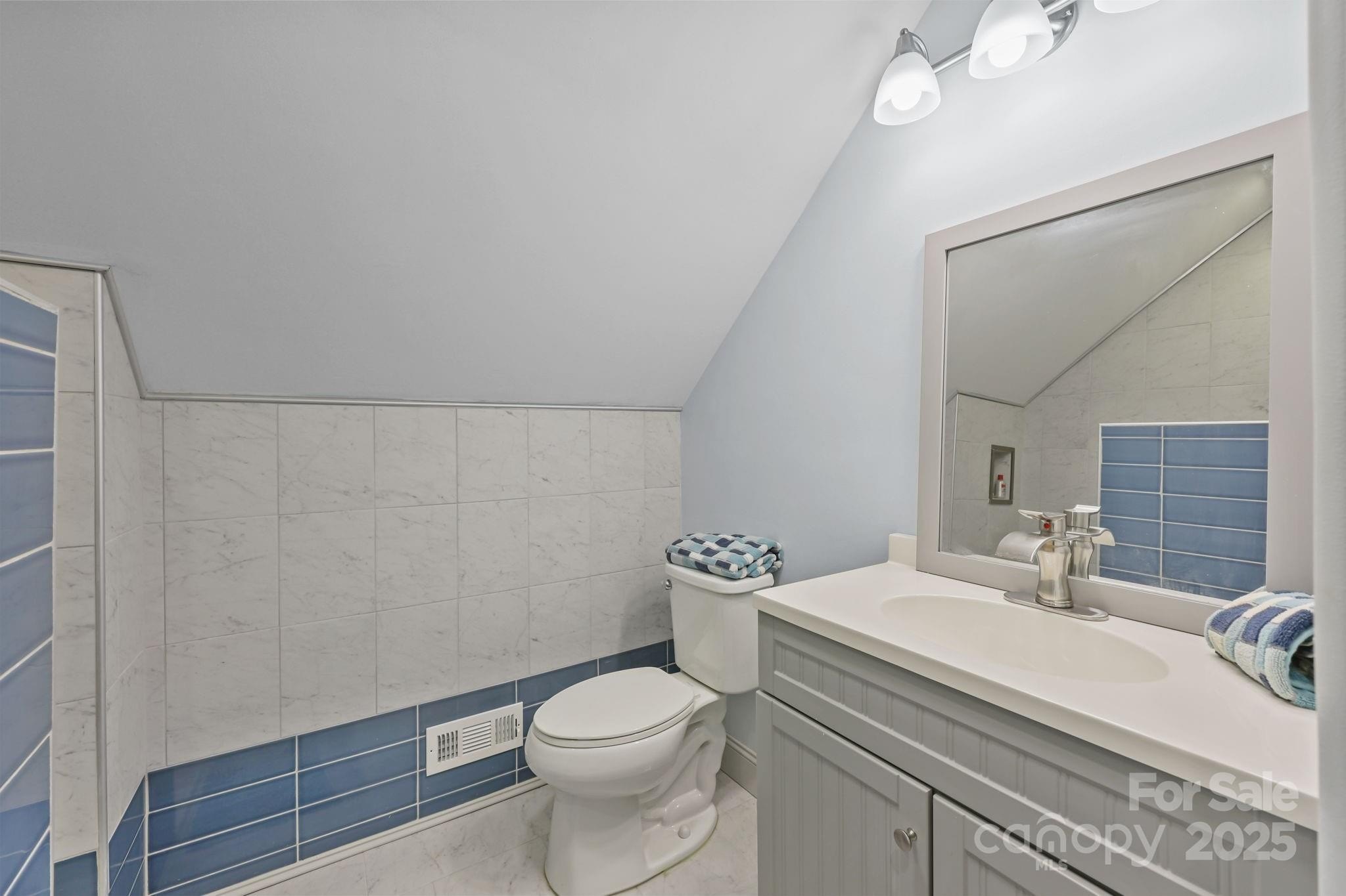 Salisbury, North Carolina, 28144, United States, 4 Bedrooms Bedrooms, ,4 BathroomsBathrooms,Residential,For Sale,1974637