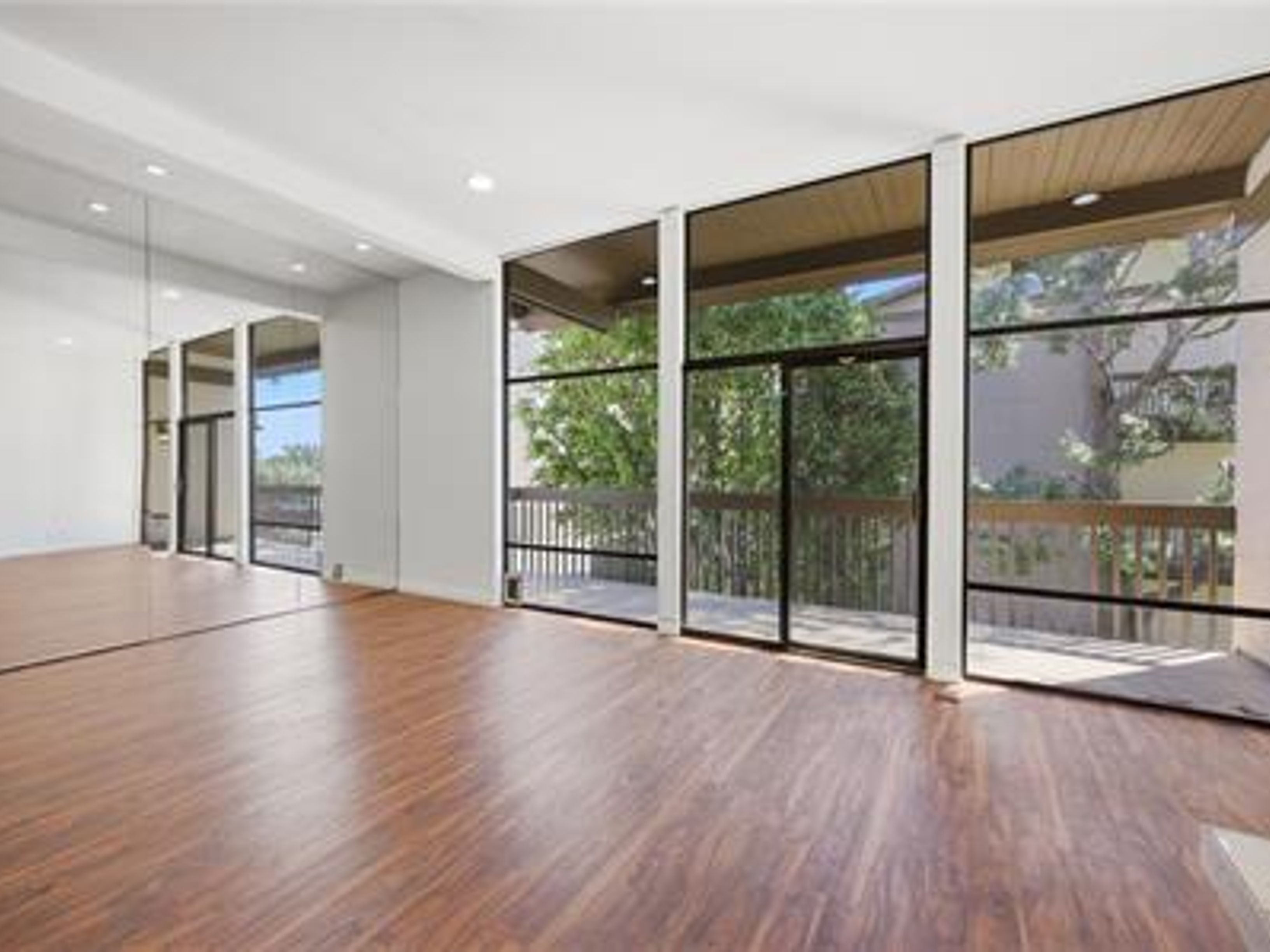  7202 Marina Pacifica Drive South, Long Beach, CA 90803 - 物件實景