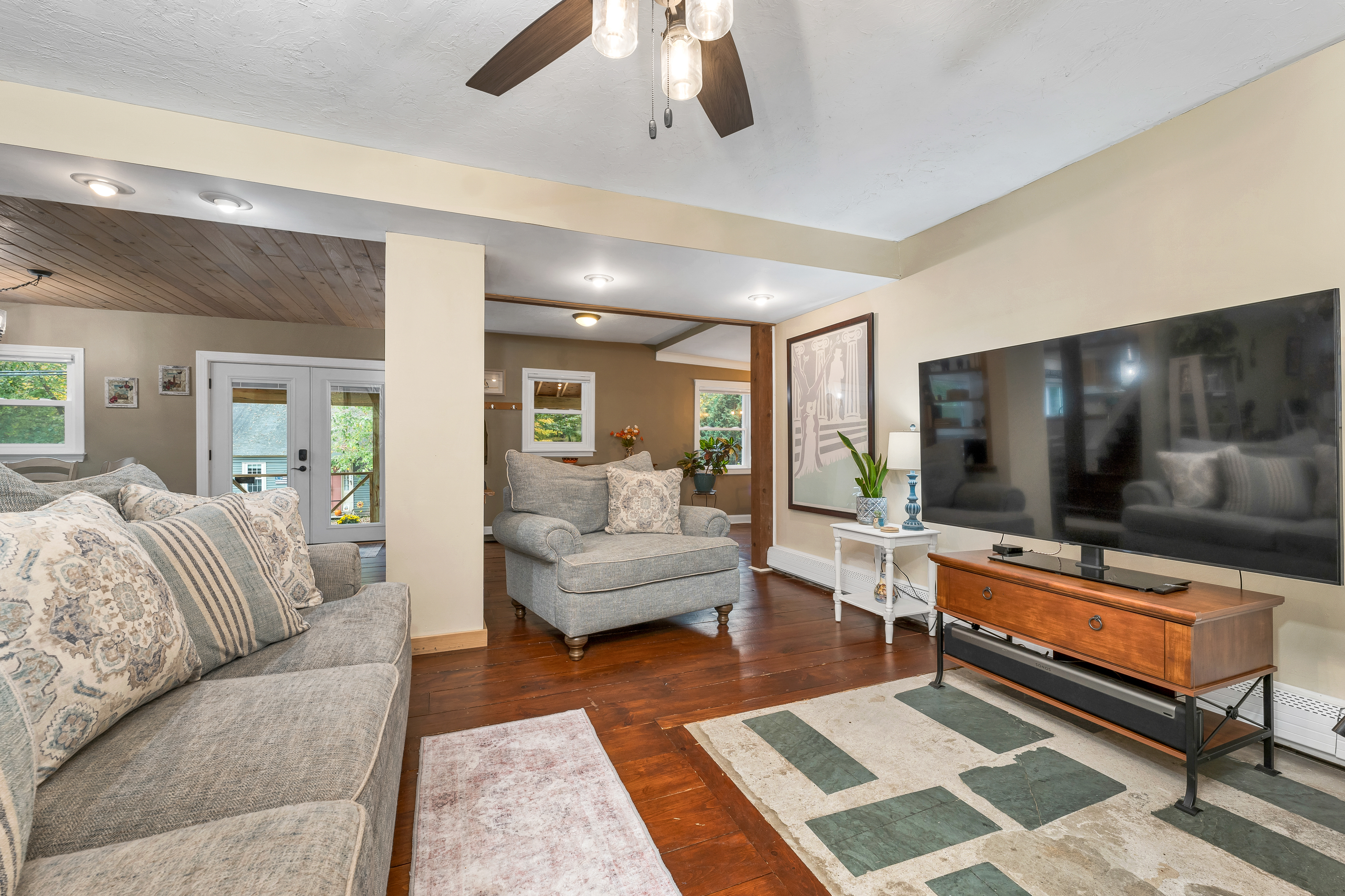 New Hampton, New Hampshire, 03256, United States, 3 Bedrooms Bedrooms, ,2 BathroomsBathrooms,Residential,For Sale,1976392