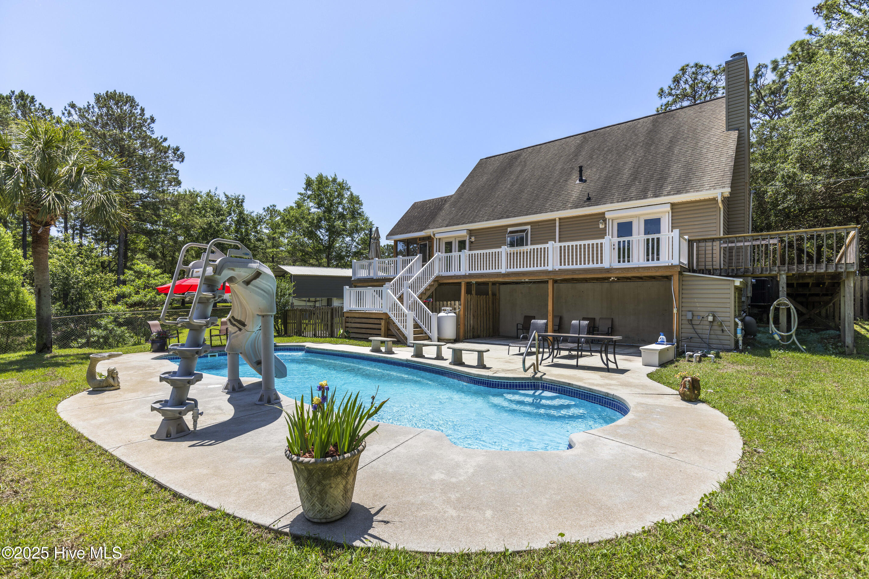 Southport, North Carolina, 28461, United States, 3 Bedrooms Bedrooms, ,4 BathroomsBathrooms,Residential,For Sale,1895633