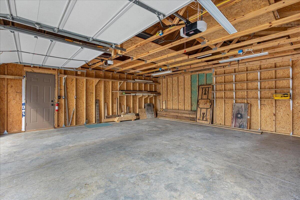 Tellico Plains, Tennessee, 37385, United States, 3 Bedrooms Bedrooms, ,3 BathroomsBathrooms,Residential,For Sale,2034978