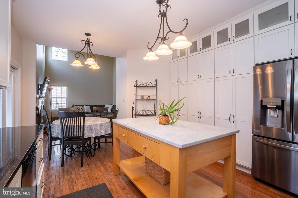 Princeton, New Jersey, 08540, United States, 4 Bedrooms Bedrooms, ,3 BathroomsBathrooms,Residential,For Sale,1943600