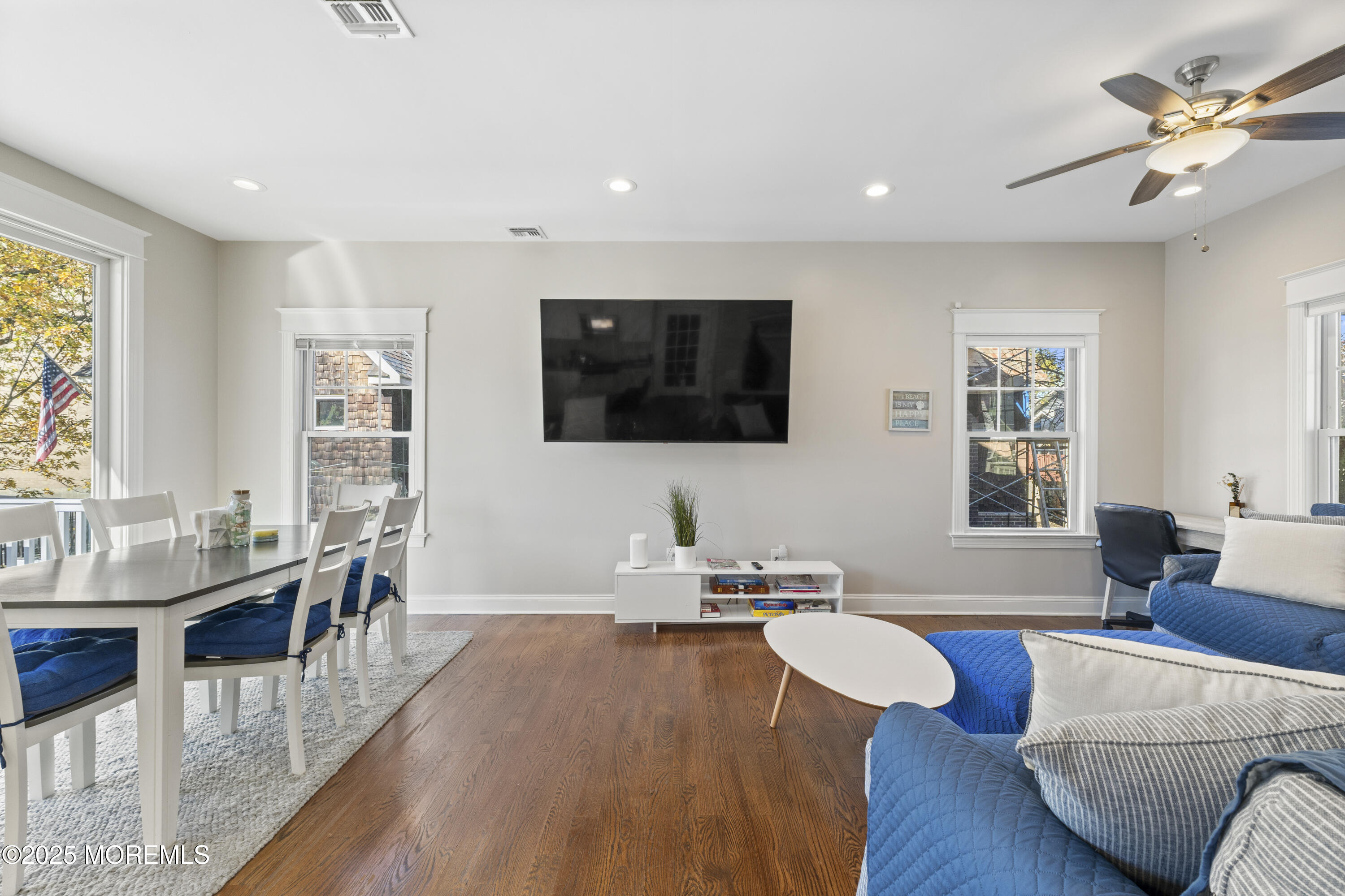 Highlands, New Jersey, 07732, United States, 3 Bedrooms Bedrooms, ,3 BathroomsBathrooms,Residential,For Sale,1977808