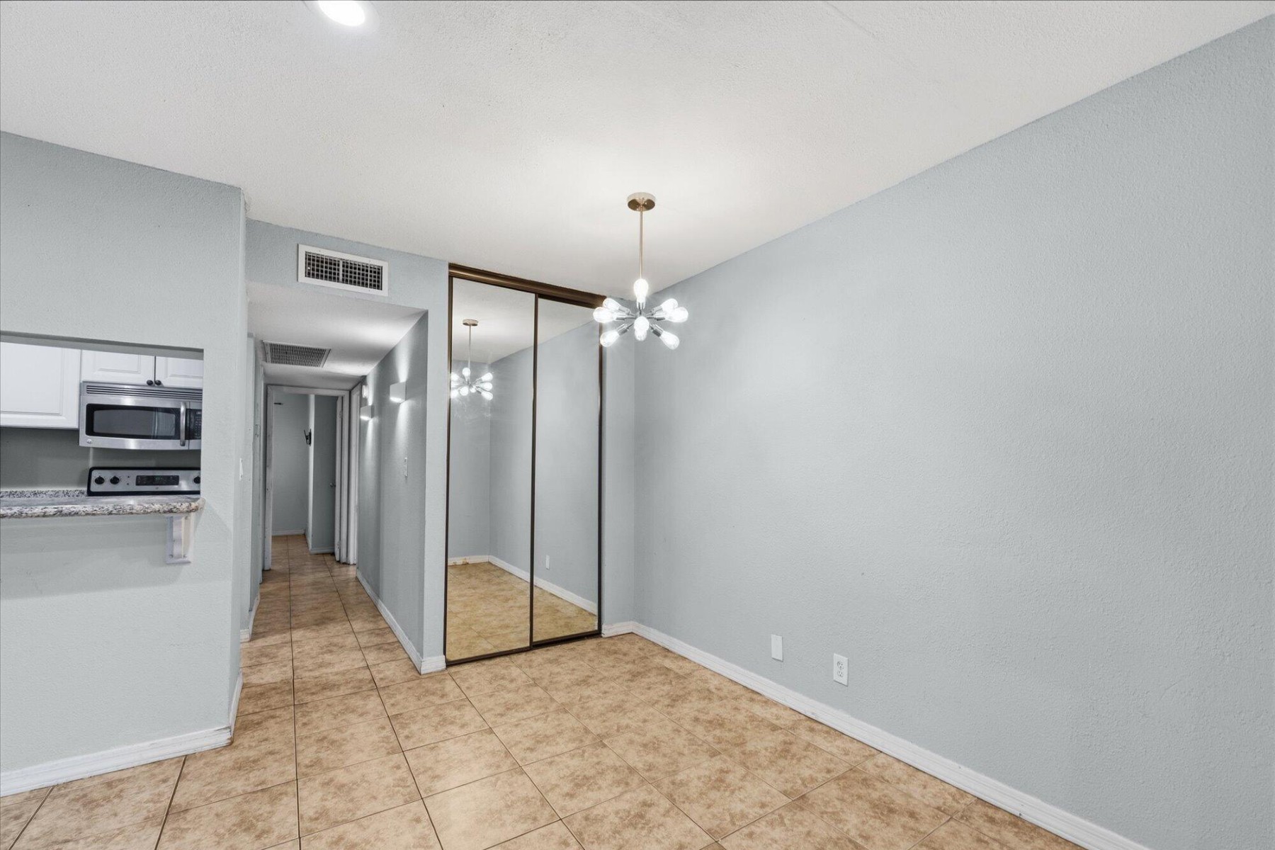  14203 N 19th Avenue  Phoenix, AZ - 物件實景