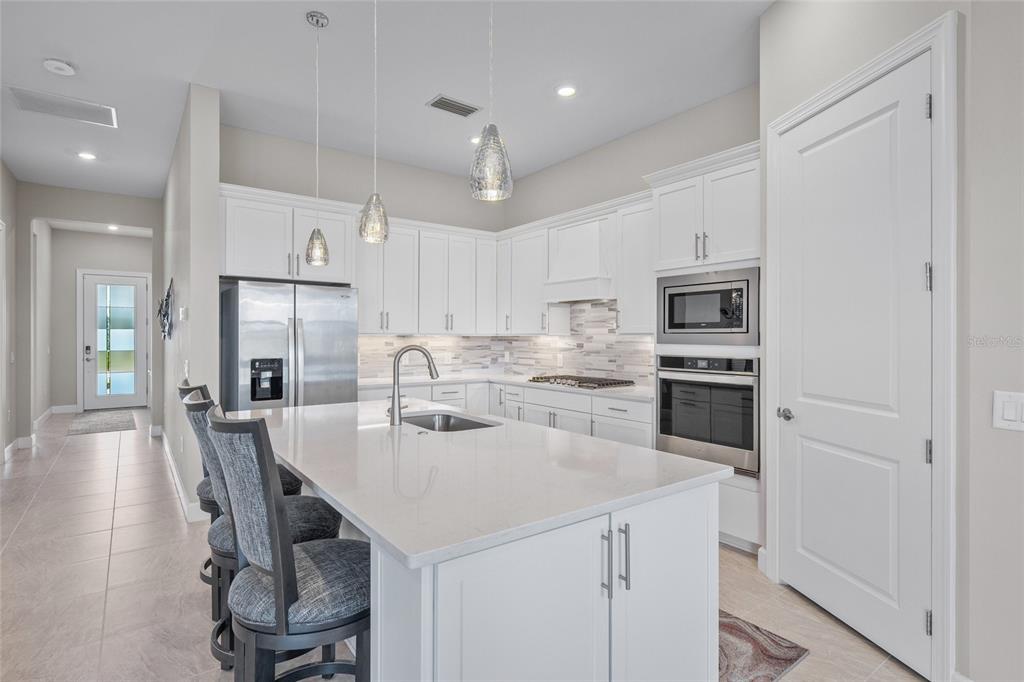 Nokomis, Florida, 34275, United States, 3 Bedrooms Bedrooms, ,2 BathroomsBathrooms,Residential,For Sale,1829578
