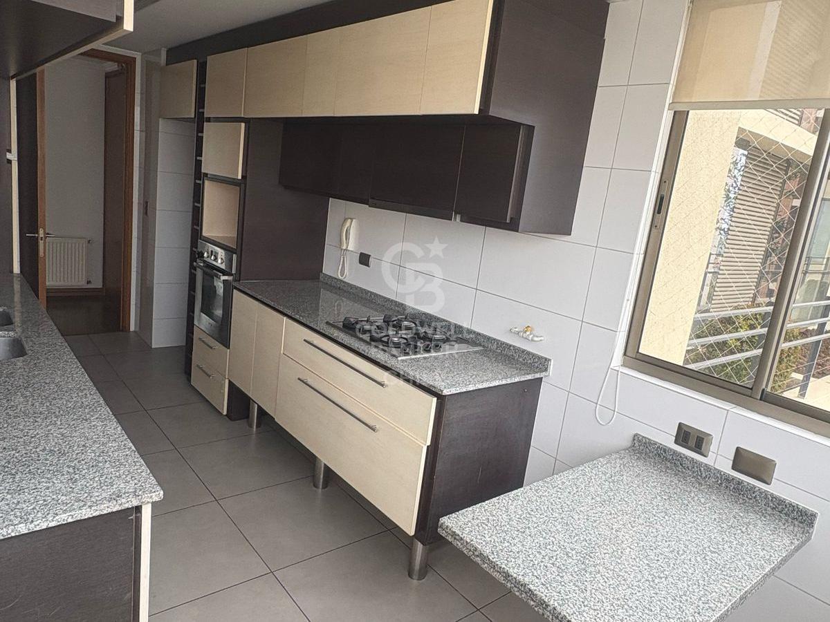 Concón, Chile, 4 Bedrooms Bedrooms, ,4 BathroomsBathrooms,Residential,For Sale,1752954