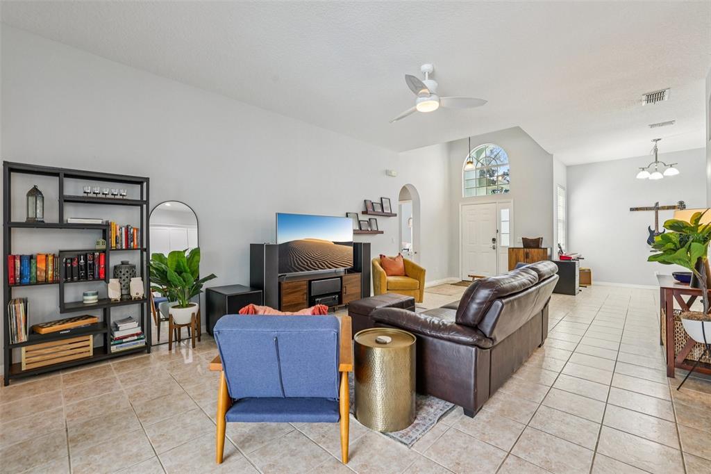 Lake Mary, Florida, 32746, United States, 3 Bedrooms Bedrooms, ,2 BathroomsBathrooms,Residential,For Sale,1976222