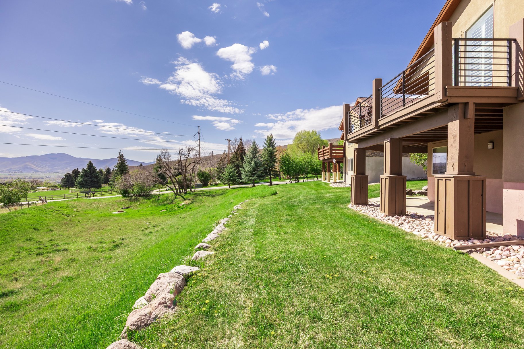 5-Bed Sunburst Ranch Retreat with Stunning Heber Valley Views - 物件實景