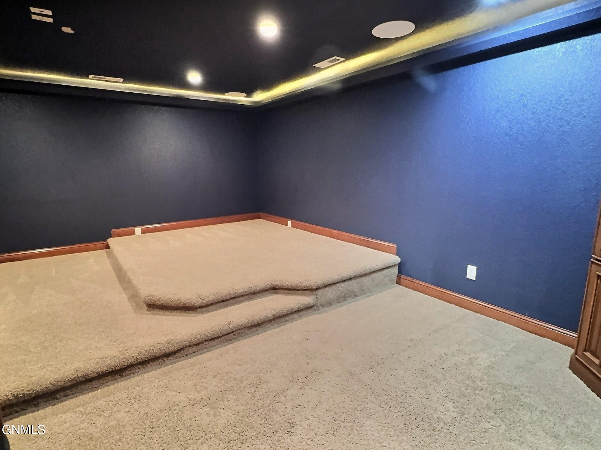 Bismarck, North Dakota, 58501, United States, 4 Bedrooms Bedrooms, ,4 BathroomsBathrooms,Residential,For Sale,2038873