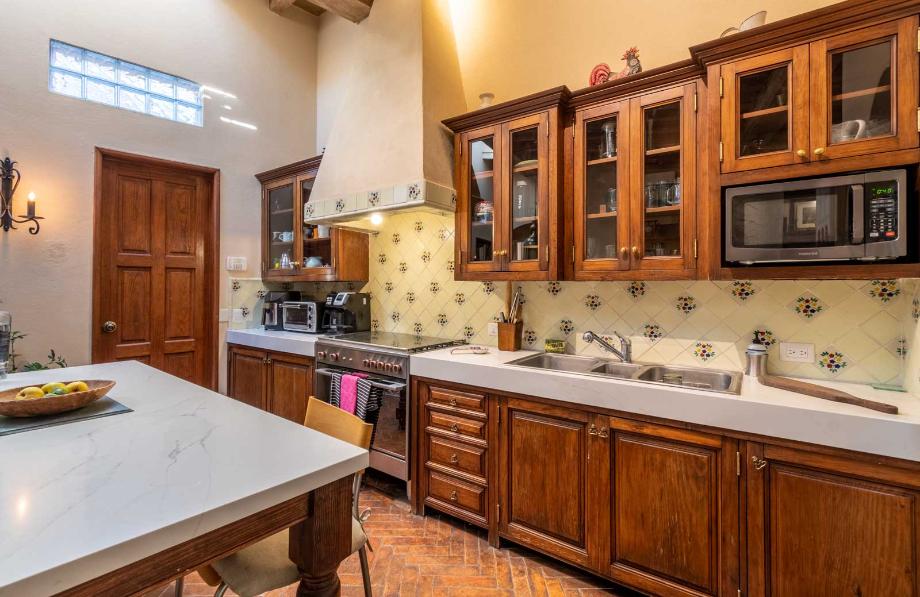 San Miguel de Allende, Guanajuato, 37893, Mexico, 5 Bedrooms Bedrooms, ,5 BathroomsBathrooms,Residential,For Sale,1991635