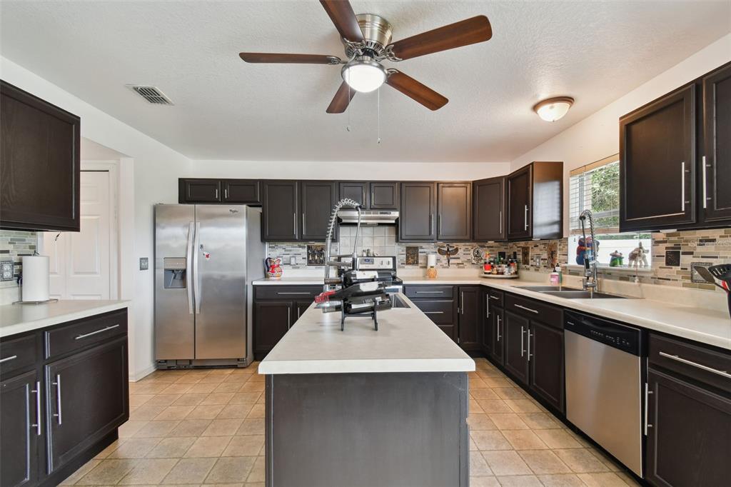 Land O Lakes, Florida, 34638, United States, 4 Bedrooms Bedrooms, ,4 BathroomsBathrooms,Residential,For Sale,1921134