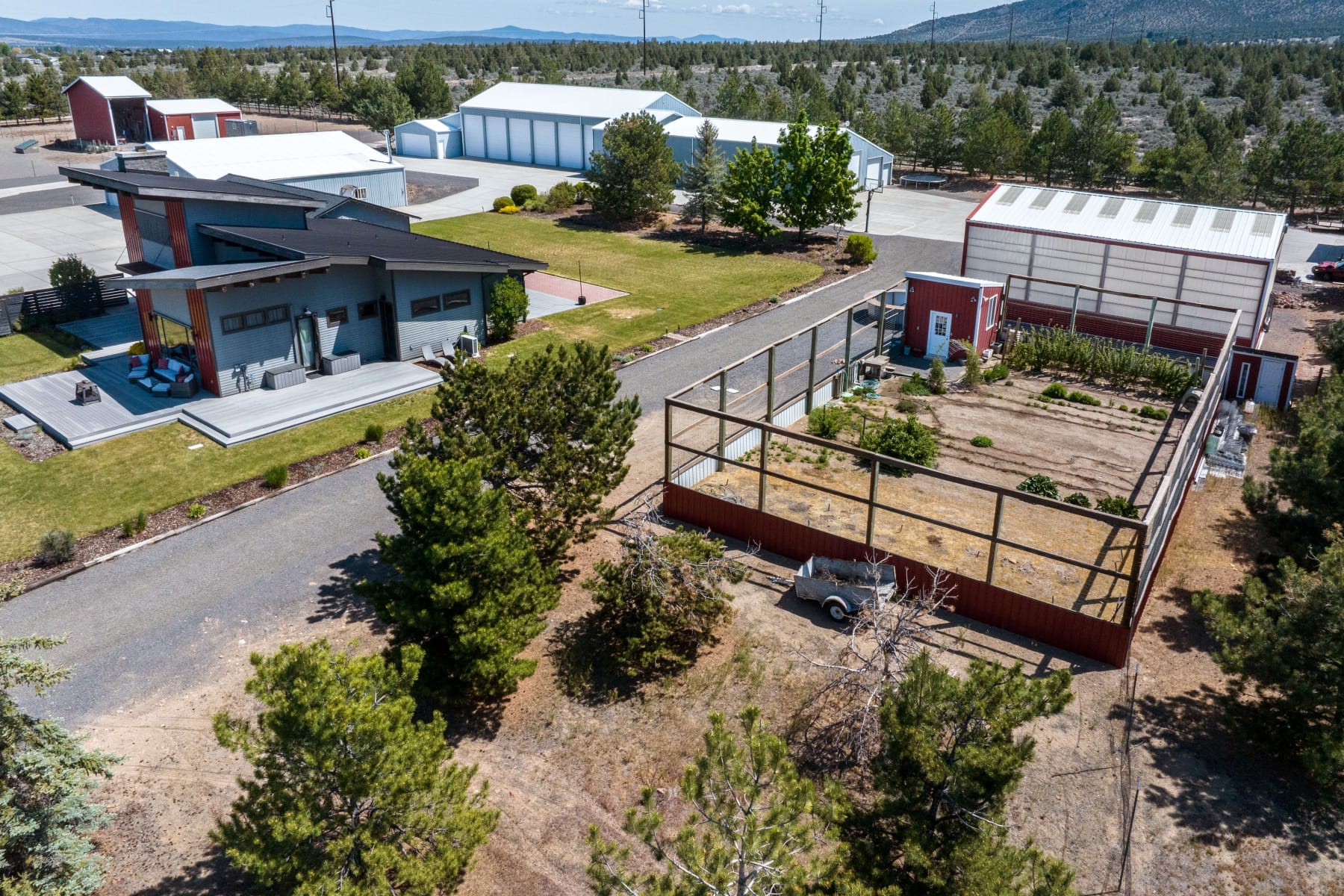  11301 SW Robinson Lane Powell Butte, OR 97753 - 物件實景