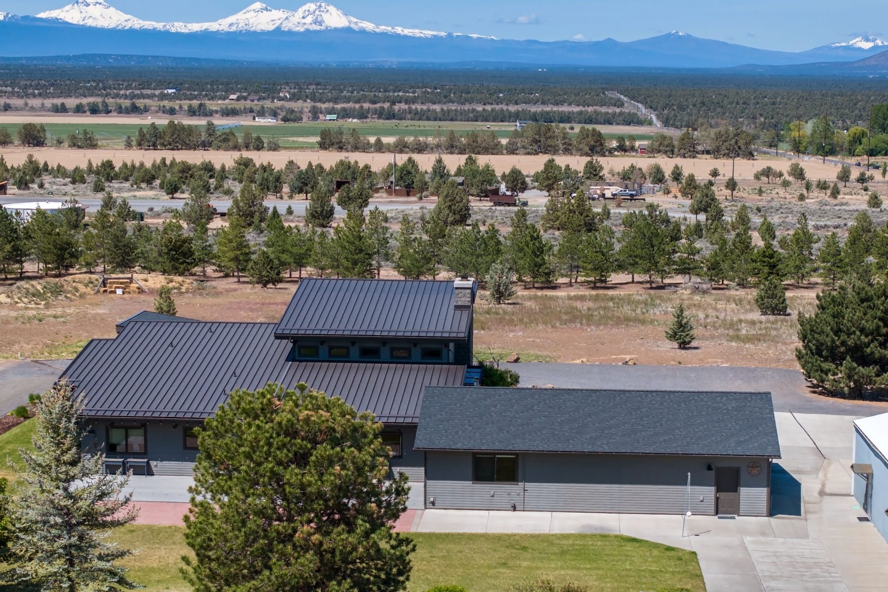  11301 SW Robinson Lane Powell Butte, OR 97753 - 物件實景