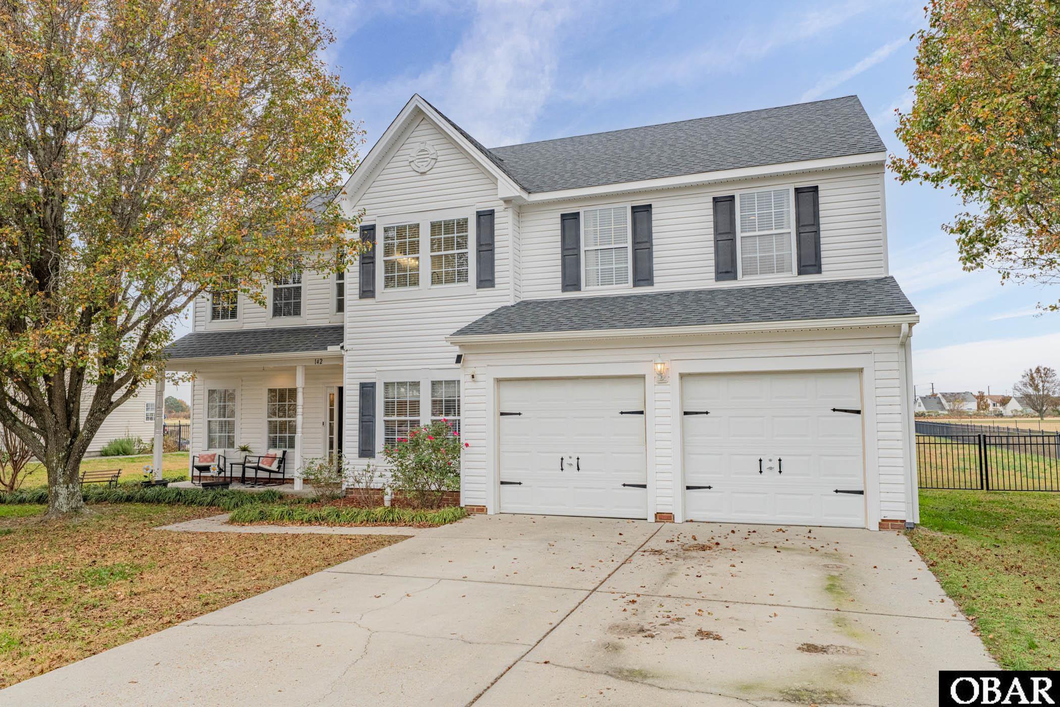 Moyock, North Carolina, 27958, United States, 6 Bedrooms Bedrooms, ,3 BathroomsBathrooms,Residential,For Sale,1997191