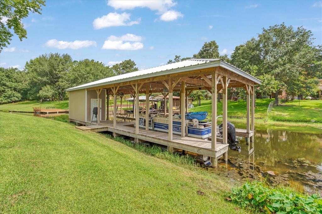 Athens, Texas, 75752, United States, 4 Bedrooms Bedrooms, ,3 BathroomsBathrooms,Residential,For Sale,1962313