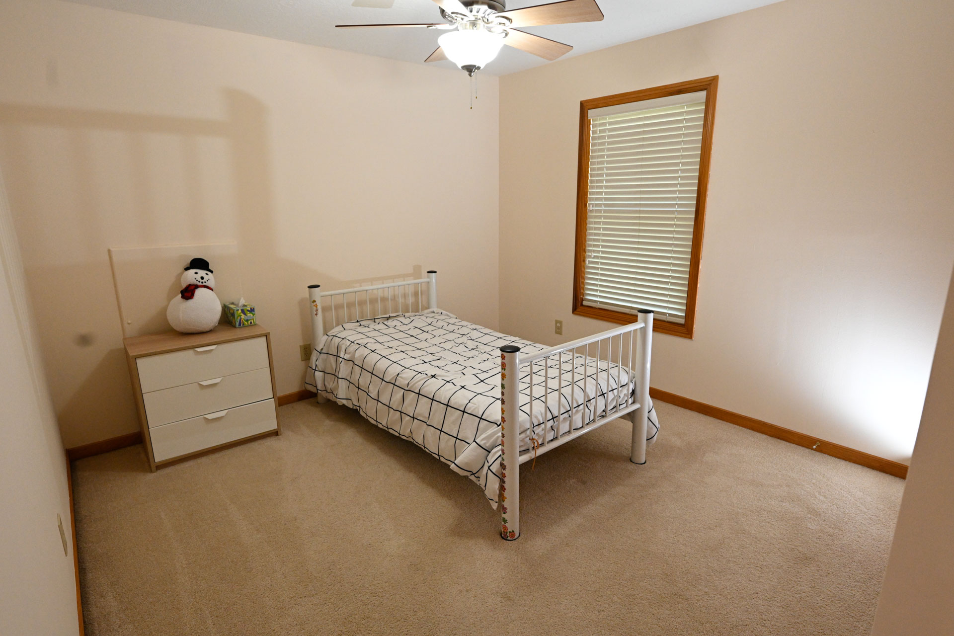Dublin, Ohio, 43016, United States, 4 Bedrooms Bedrooms, ,4 BathroomsBathrooms,Residential,For Sale,1935367