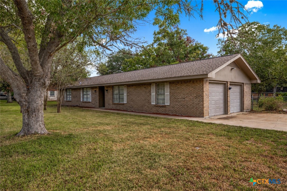 Brooks Rd, Victoria, TX 77904 #1