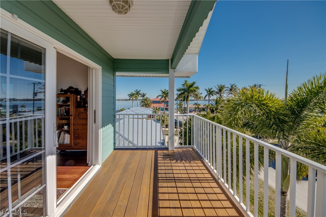 Matlacha, Florida, 33993, United States, 4 Bedrooms Bedrooms, ,3 BathroomsBathrooms,Residential,For Sale,2021819