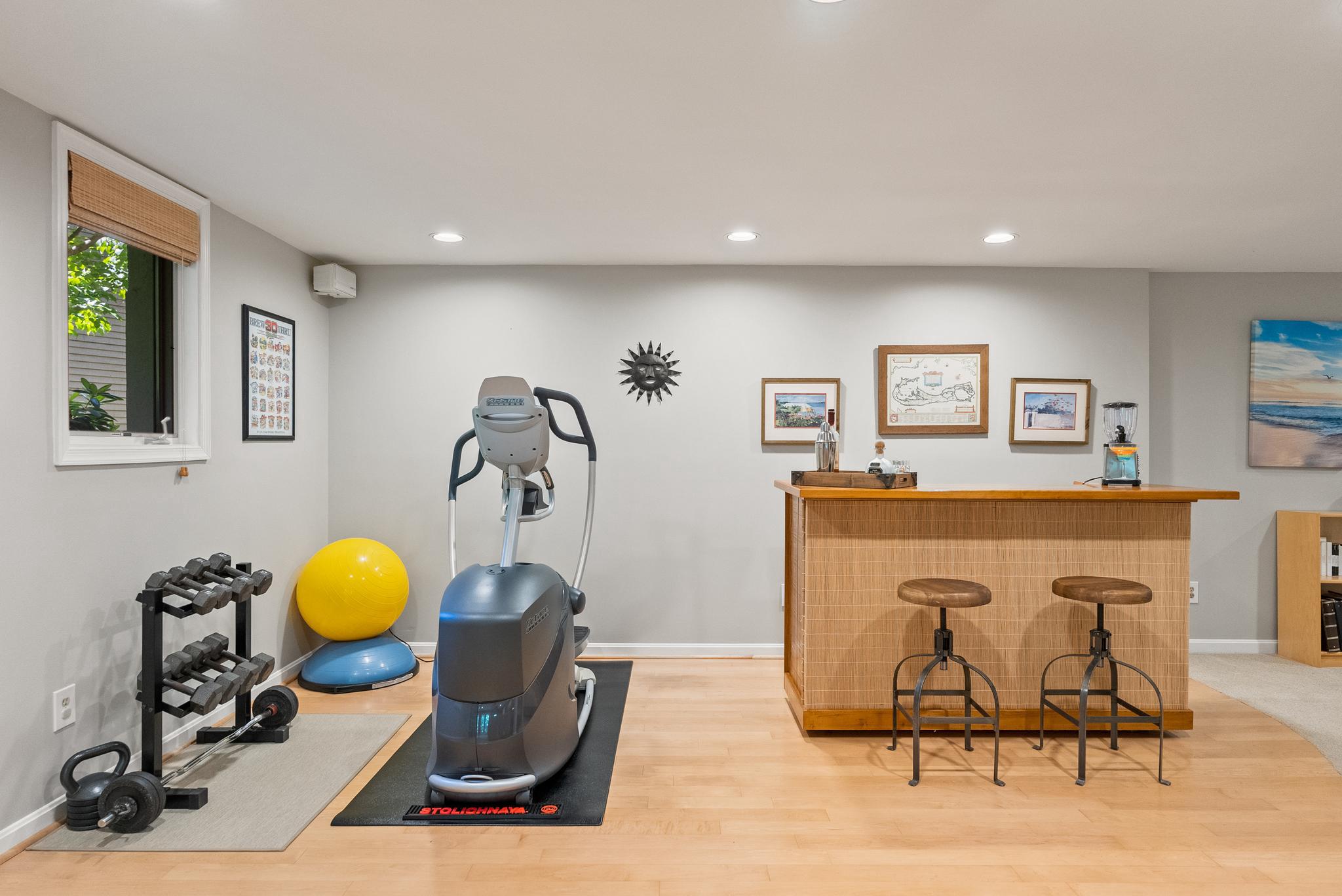  5913 Reservoir Heights Avenue, Alexandria, VA, 22311 - 物件實景