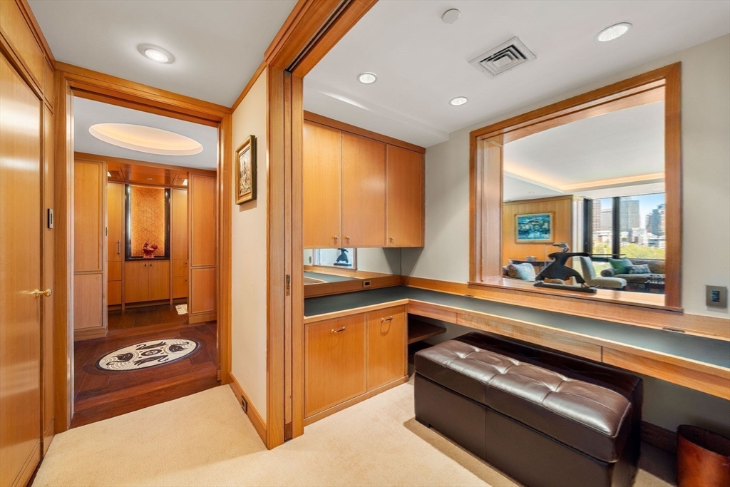 Boston, Massachusetts, 02116, United States, 1 Bedroom Bedrooms, ,2 BathroomsBathrooms,Residential,For Sale,1787577