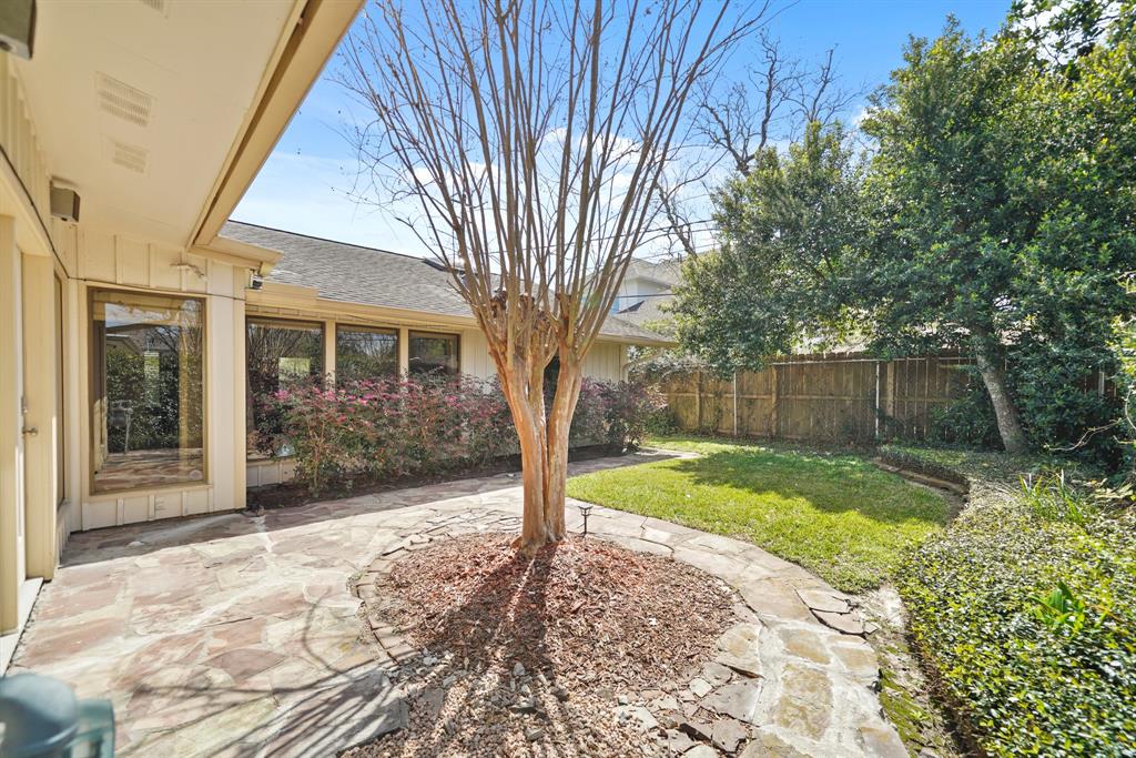 Houston, Texas, 77096, United States, 3 Bedrooms Bedrooms, ,3 BathroomsBathrooms,Residential,For Sale,1857598
