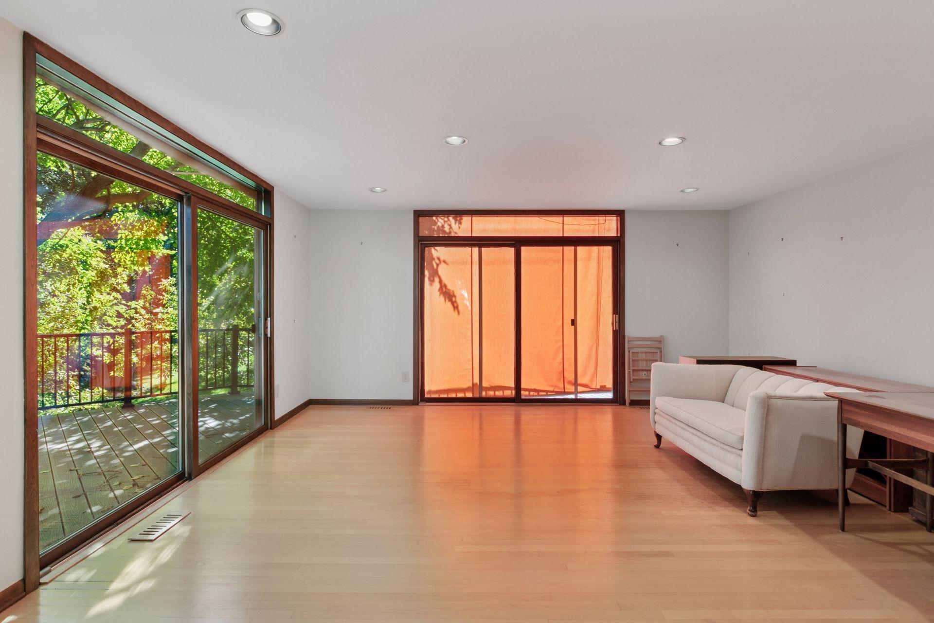 Golden Valley, Minnesota, 55416, United States, 2 Bedrooms Bedrooms, ,Residential,For Sale,1970516