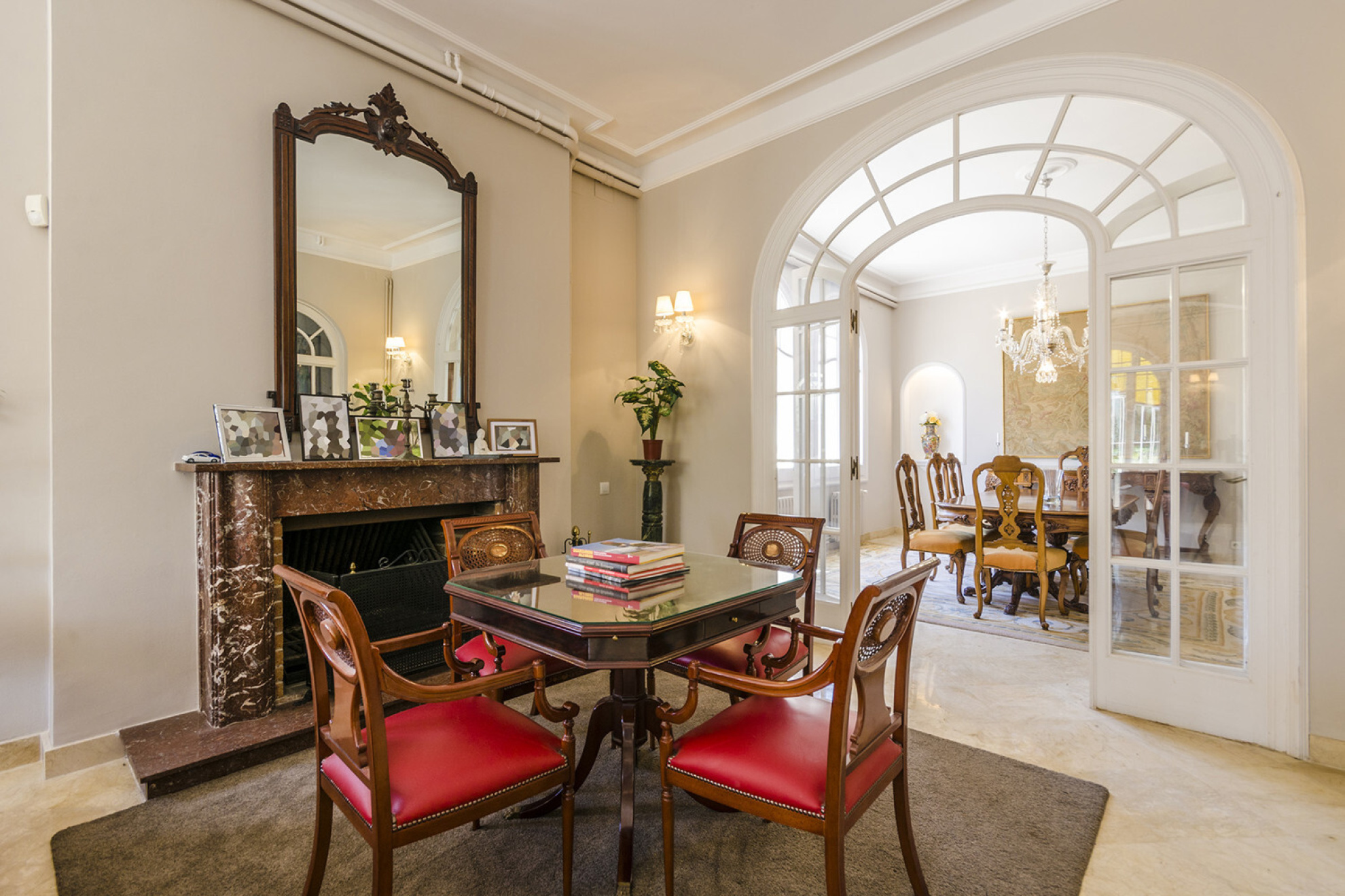  Elegant colonial style villa in Terramar, Sitges, in front of the sea. - 物件實景
