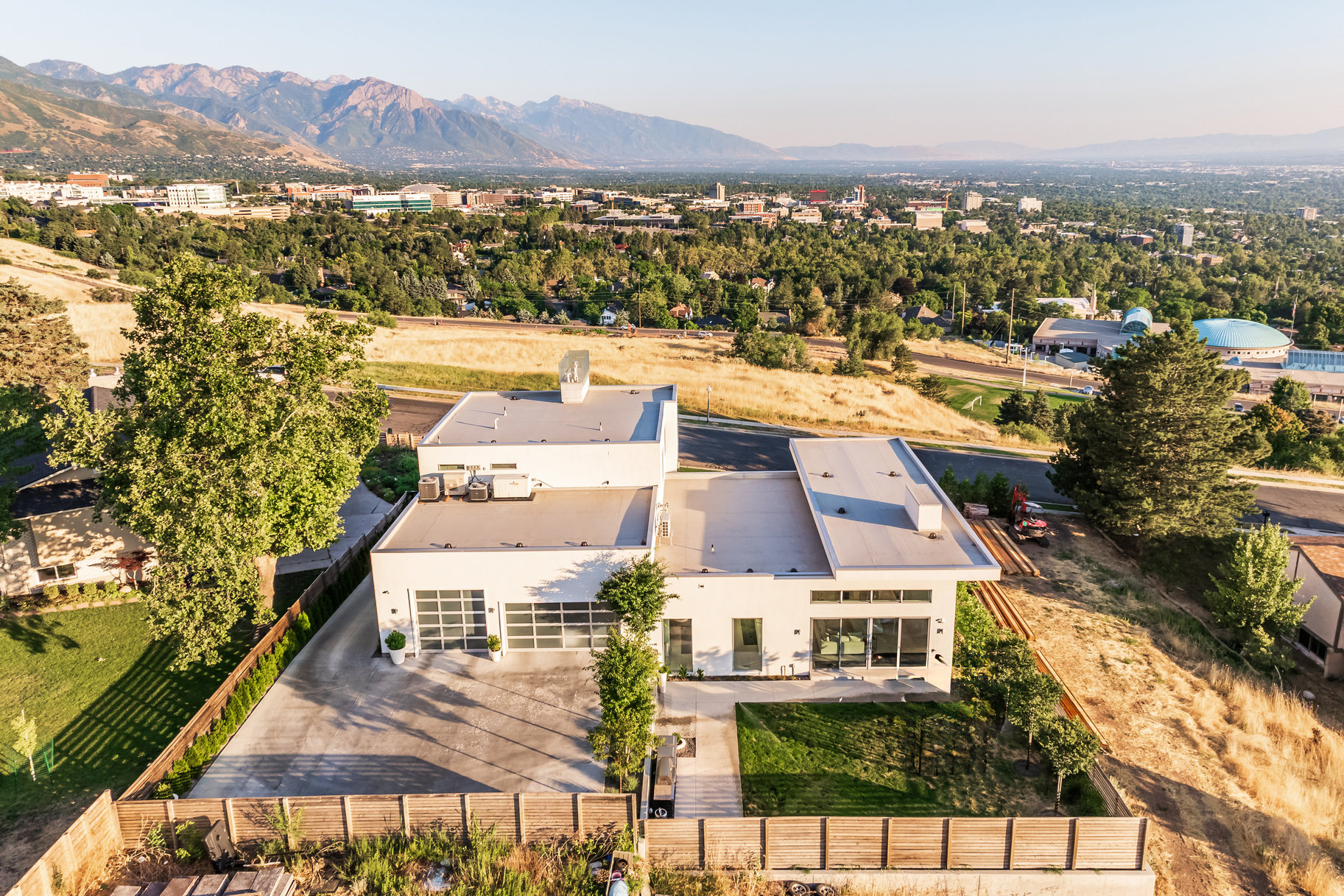  Incredible Contemporary Home - 物件實景