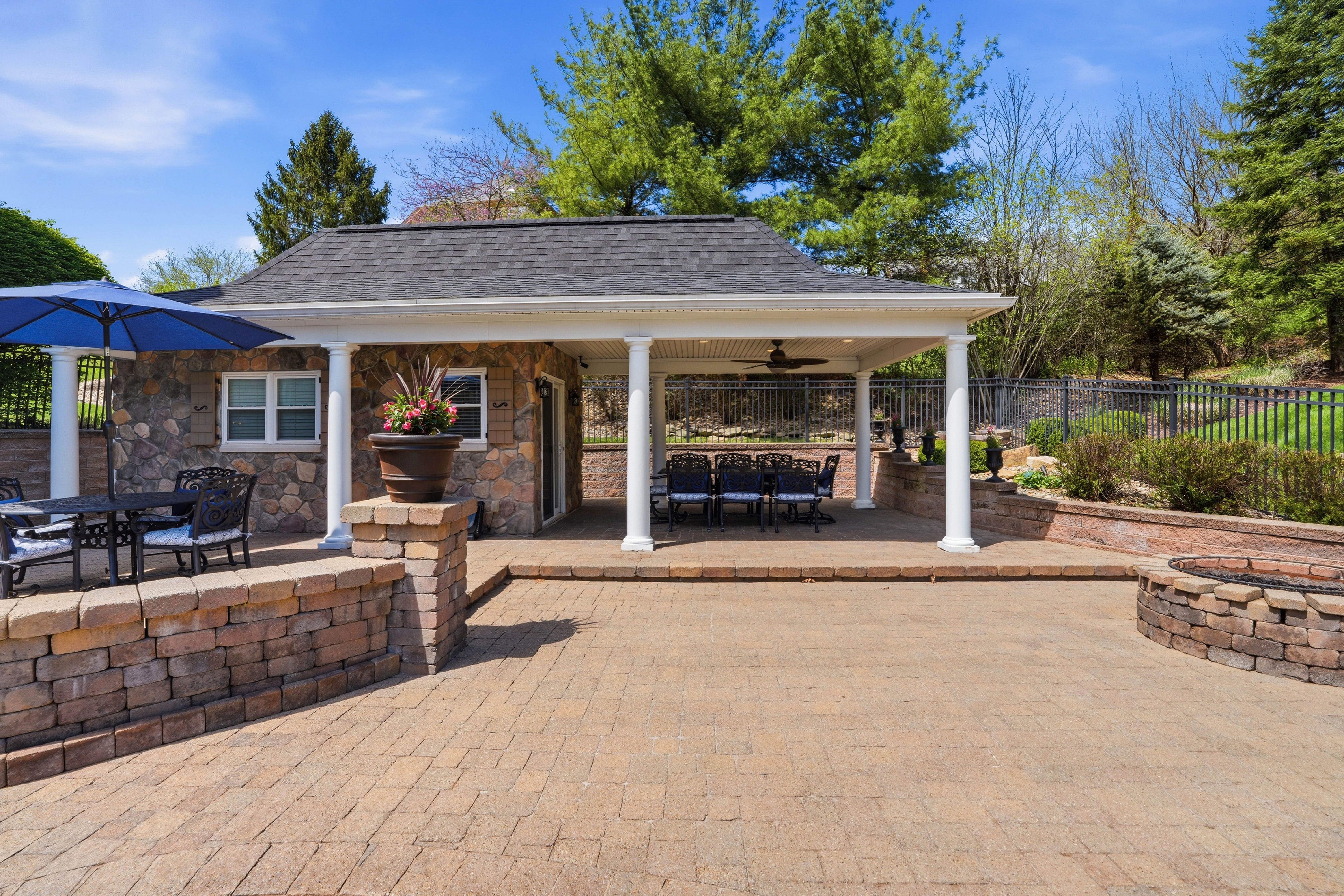  1621 Blackburn Heights Drive, Sewickley, PA 15143 - 物件實景