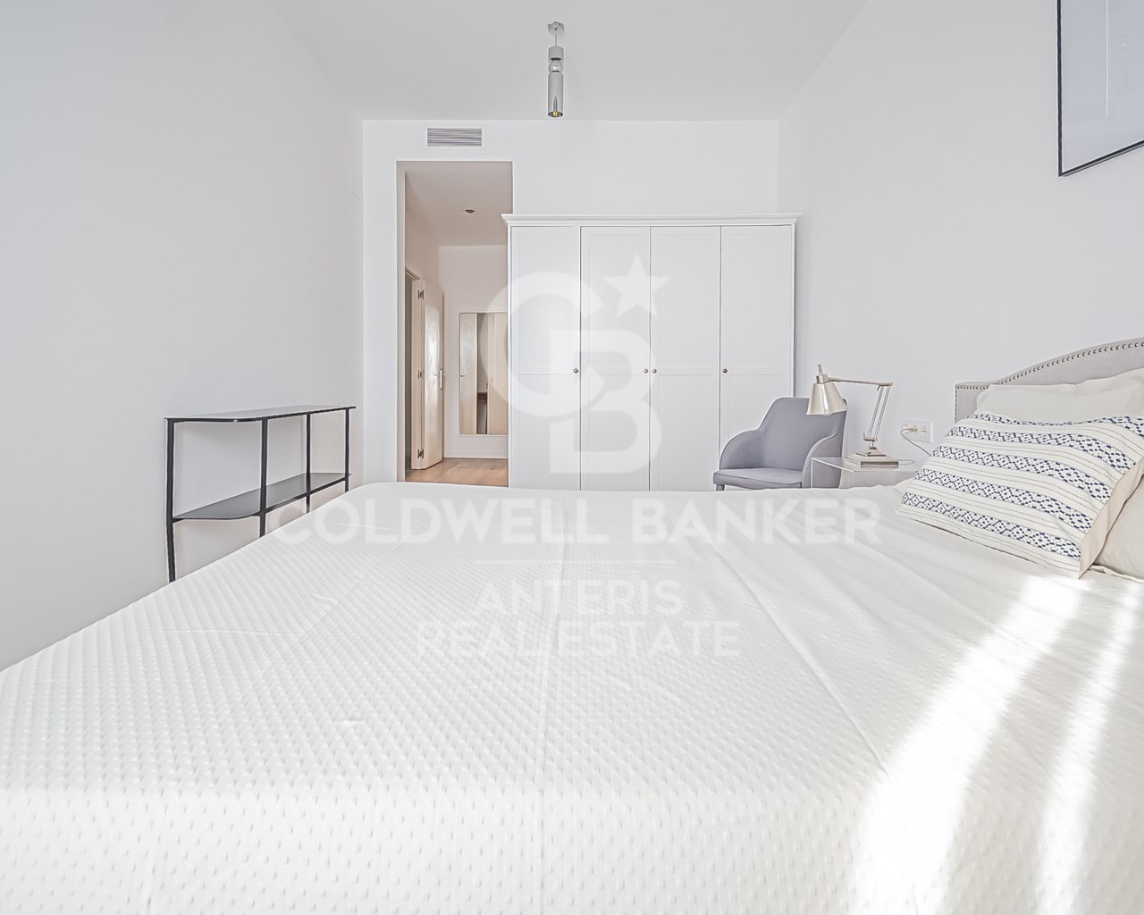 Barcelona, Catalonia, ES, 3 Bedrooms Bedrooms, ,2 BathroomsBathrooms,Residential,For Sale,1827864