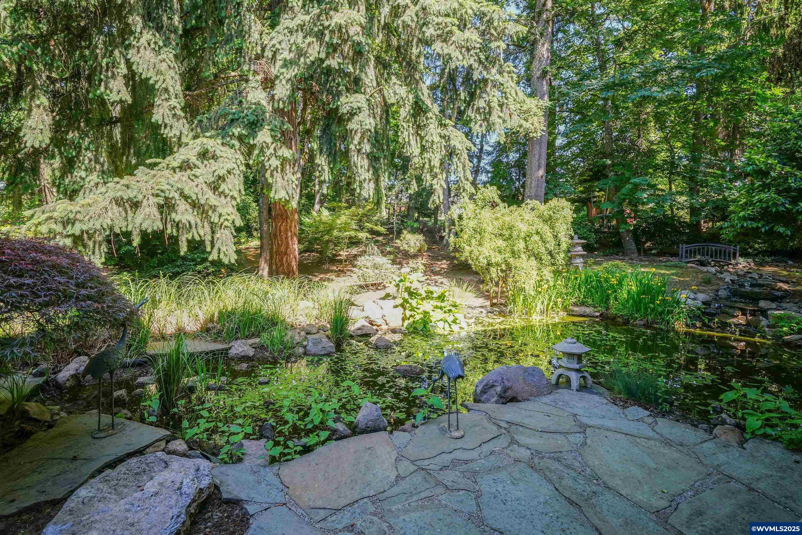Salem, Oregon, 97304, United States, 3 Bedrooms Bedrooms, ,3 BathroomsBathrooms,Residential,For Sale,1826833