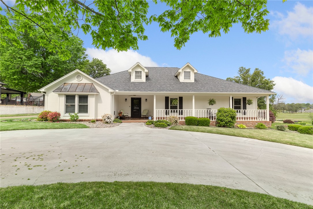 Springdale, Arkansas, 72764, United States, 4 Bedrooms Bedrooms, ,3 BathroomsBathrooms,Residential,For Sale,1804619