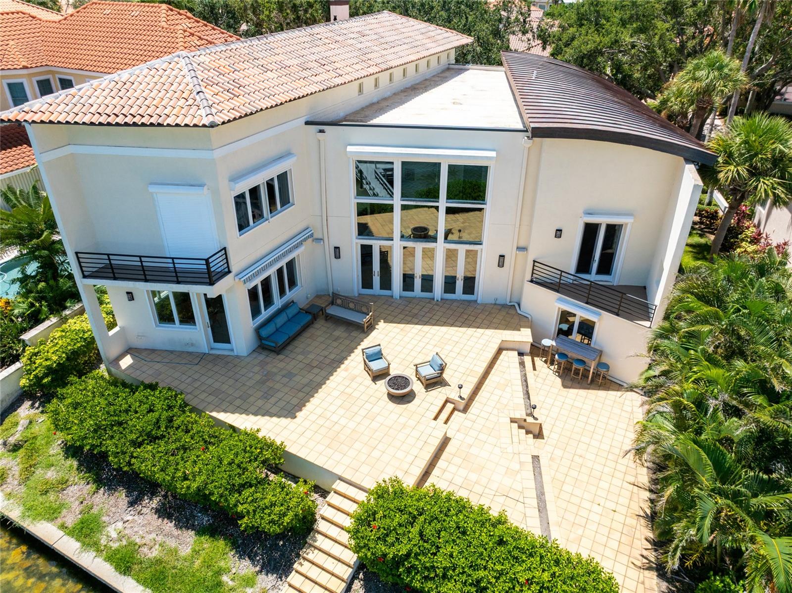 St. Petersburg, Florida, 33711, United States, 4 Bedrooms Bedrooms, ,4 BathroomsBathrooms,Residential,For Sale,1900665
