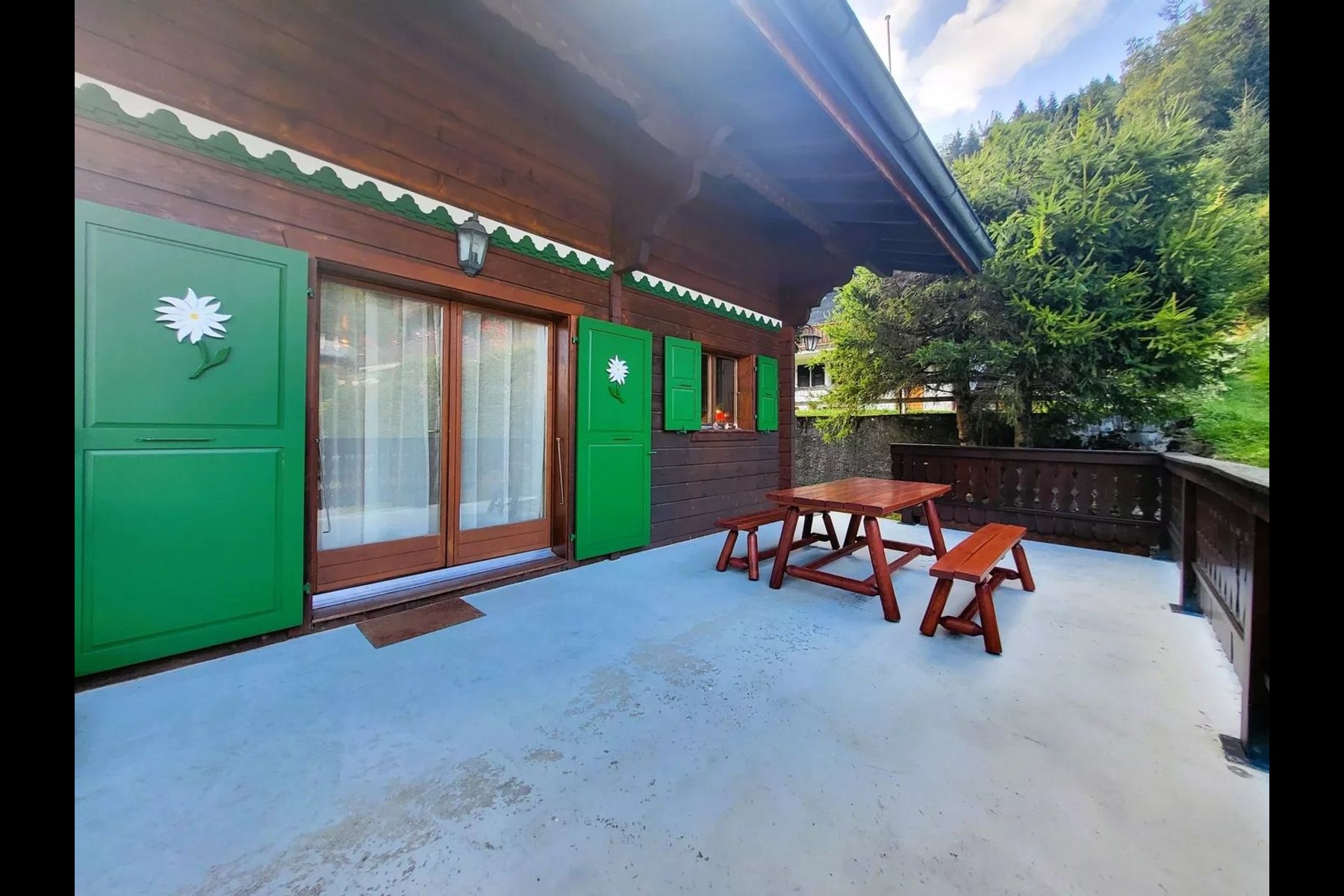 Spacious, perfectly maintained 6.5-room chalet with garden - 物件實景