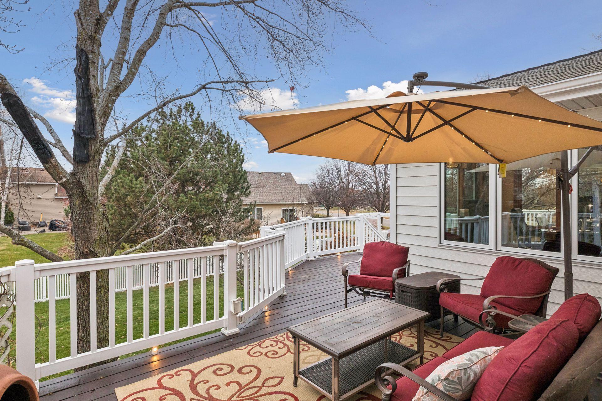 Woodbury, Minnesota, 55129, United States, 5 Bedrooms Bedrooms, ,3 BathroomsBathrooms,Residential,For Sale,1998443