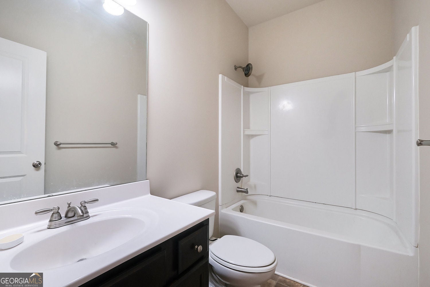 Braselton, Georgia, 30517, United States, 4 Bedrooms Bedrooms, ,4 BathroomsBathrooms,Residential,For Sale,2006577