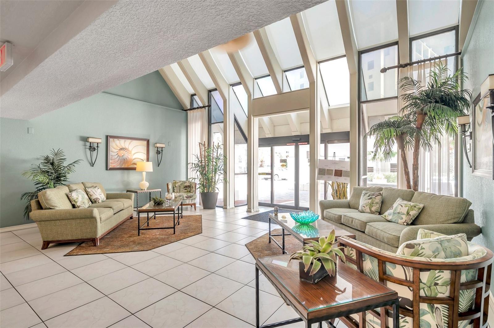 450 S Gulfview Boulevard #1105 #1105, CLEARWATER BEACH, Florida, 33767, United States, 2 Bedrooms Bedrooms, ,2 BathroomsBathrooms,Residential,For Sale,450 S Gulfview Boulevard #1105 #1105,1619451