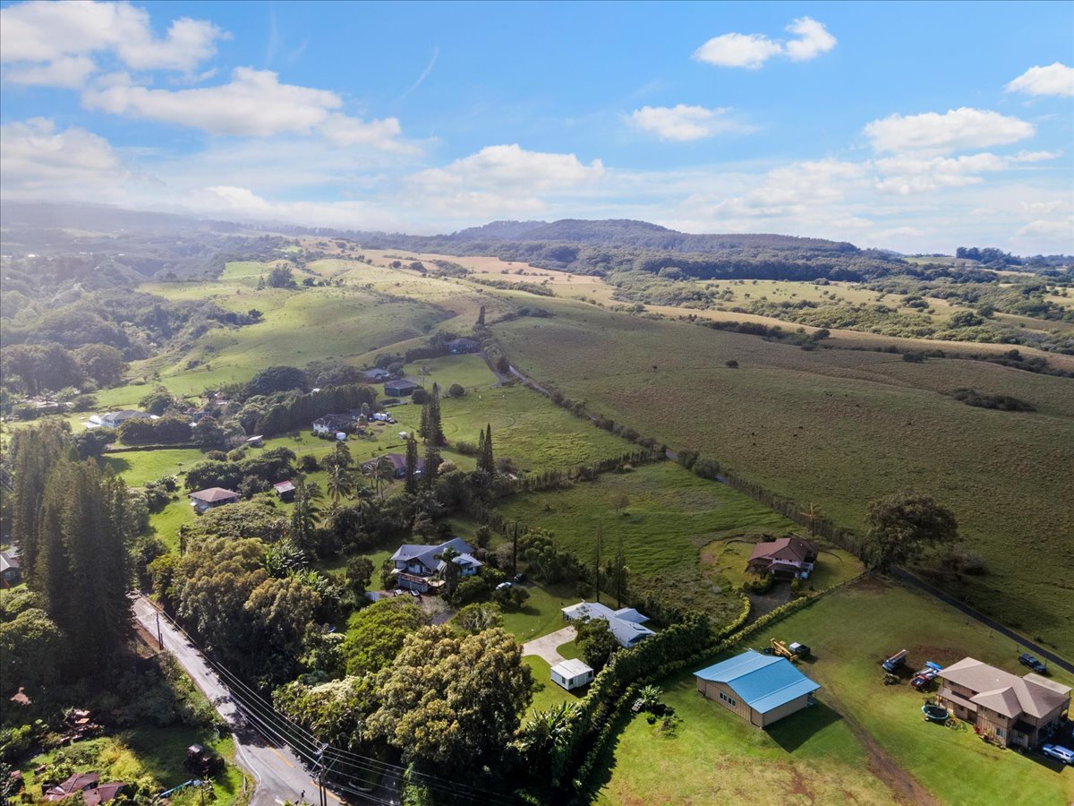 Haiku, Hawaii, 97608, United States, 3 Bedrooms Bedrooms, ,2 BathroomsBathrooms,Residential,For Sale,1979886