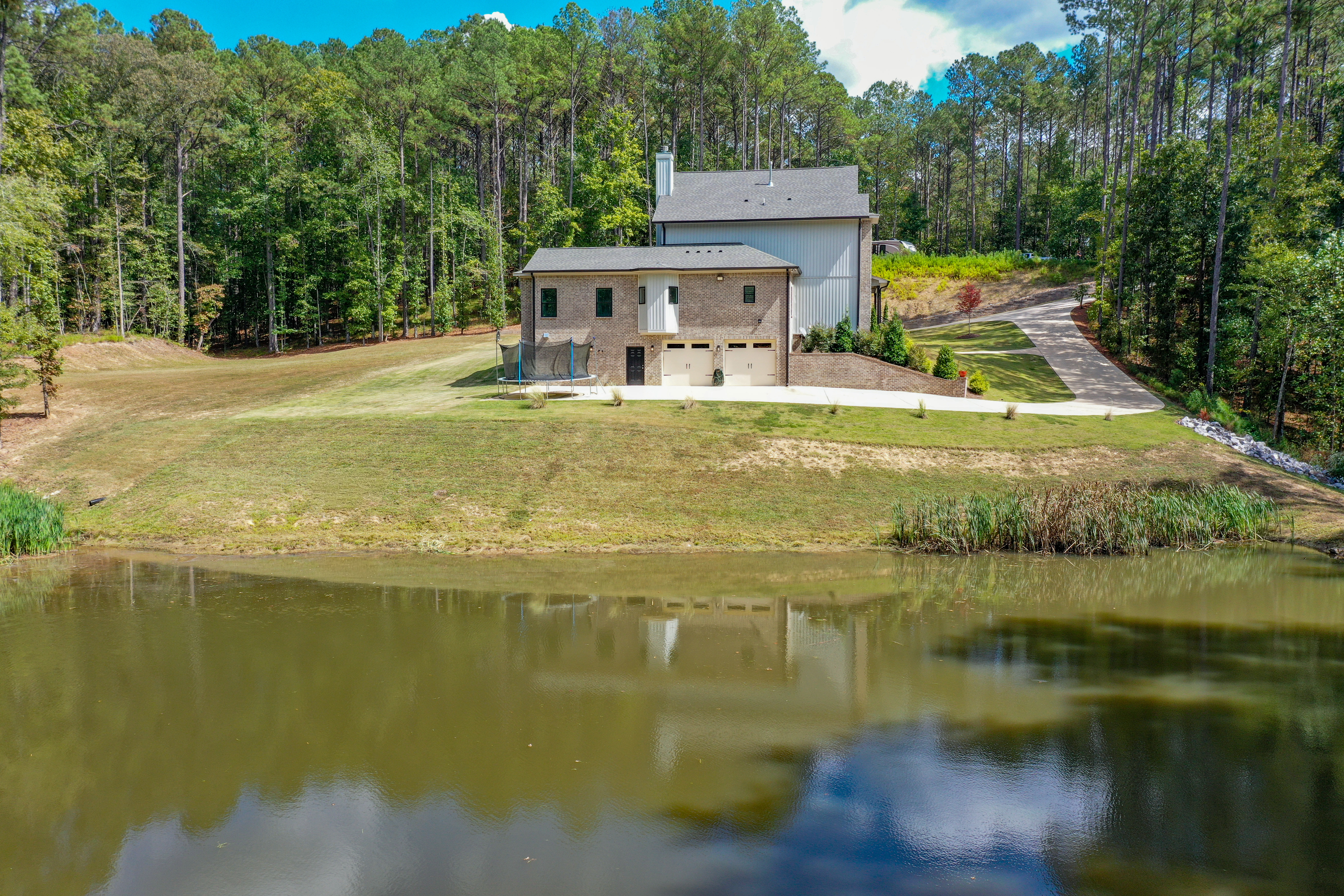 Helena, Alabama, 35080, United States, 5 Bedrooms Bedrooms, ,5 BathroomsBathrooms,Residential,For Sale,1979427