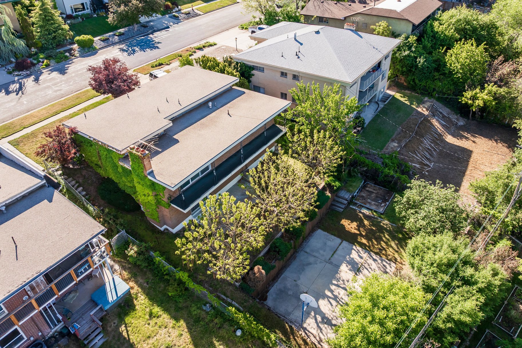  Mid-Century Charm, Incredible Valley Views and Endless Potential - 物件實景