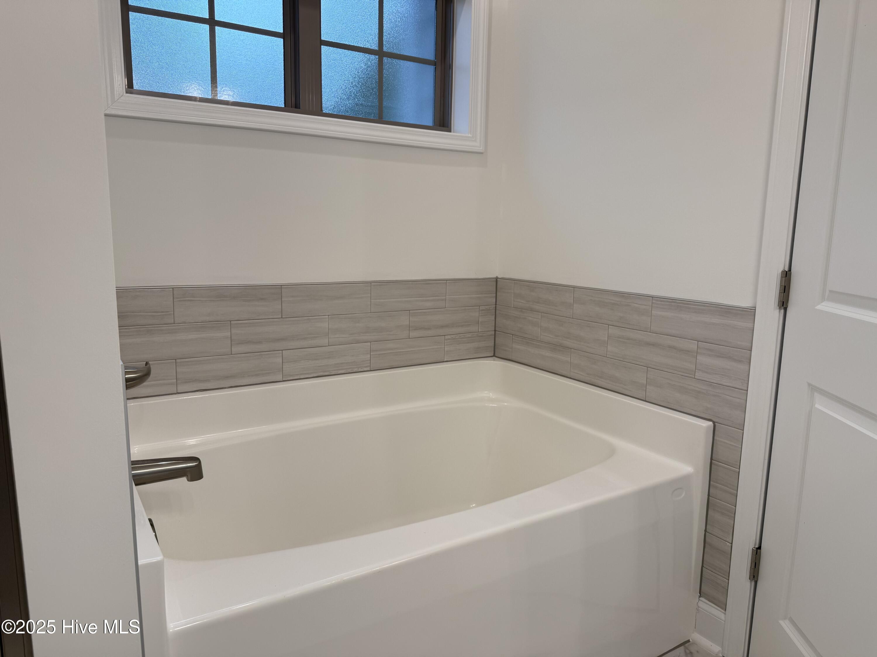 Pinehurst, North Carolina, 28374, United States, 4 Bedrooms Bedrooms, ,3 BathroomsBathrooms,Residential,For Sale,1793185