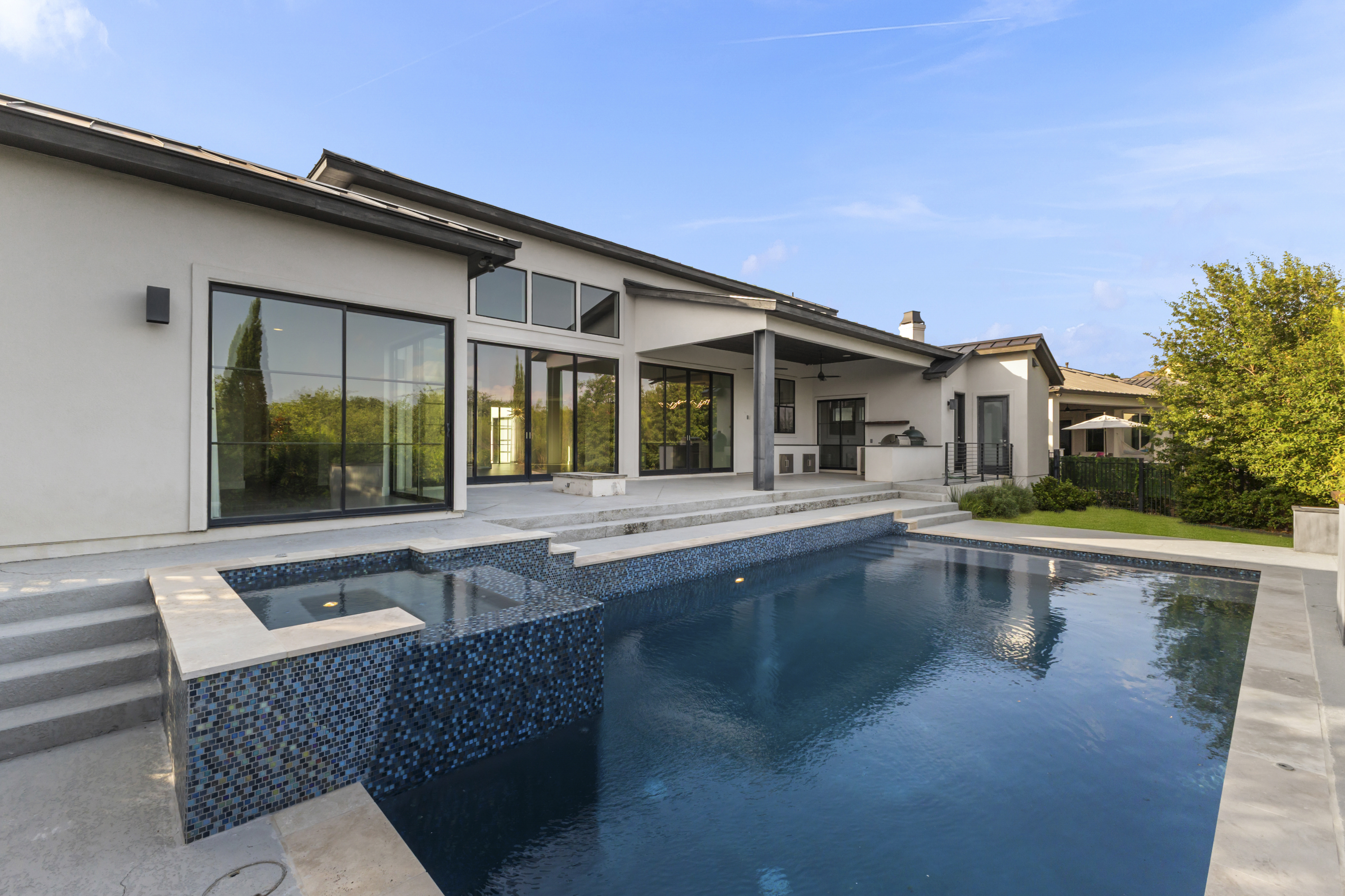  Contemporary Luxury in The Dominion - 物件實景