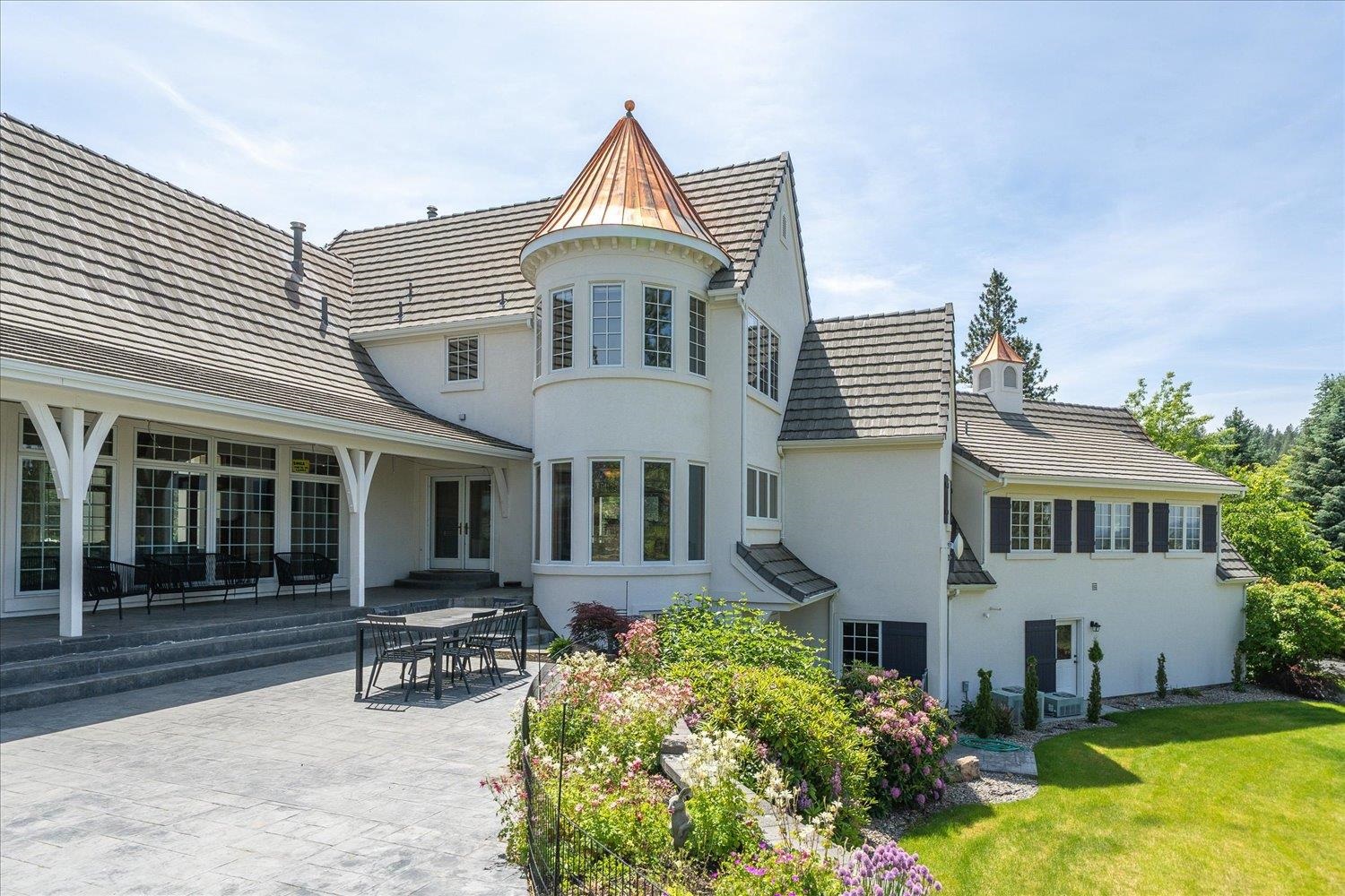 Spokane, Washington, 99212, United States, 4 Bedrooms Bedrooms, ,6 BathroomsBathrooms,Residential,For Sale,1978183