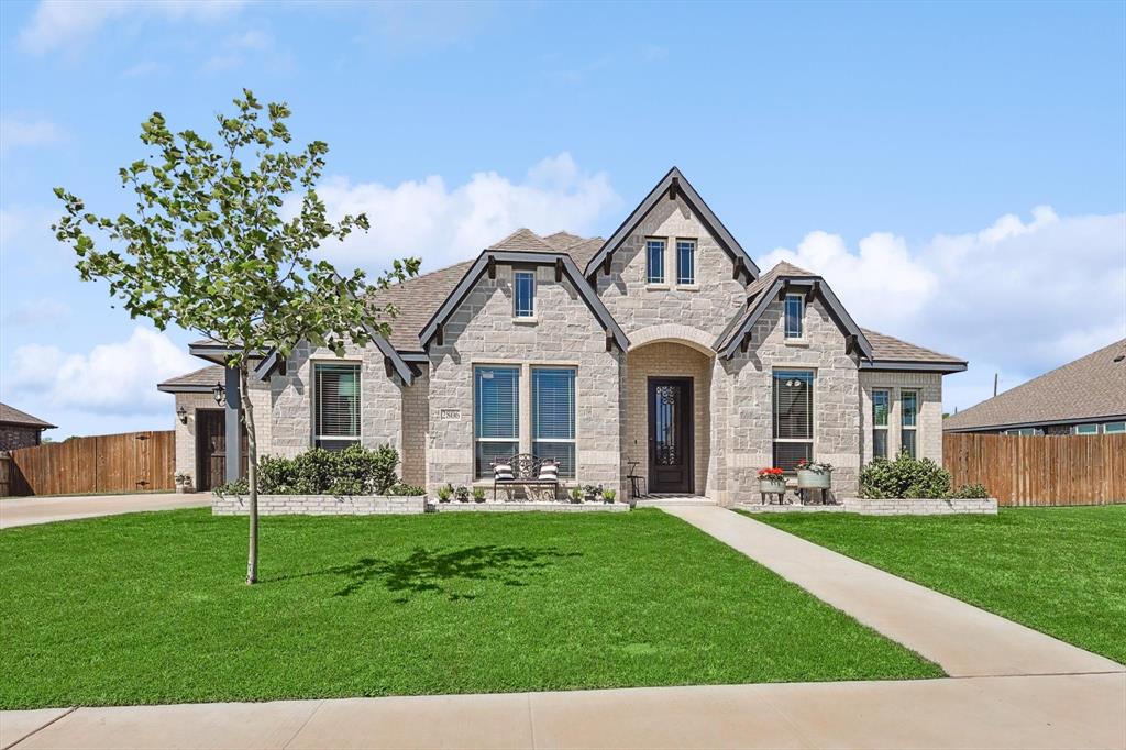 Midlothian, Texas, 76065, United States, 4 Bedrooms Bedrooms, ,3 BathroomsBathrooms,Residential,For Sale,1979860