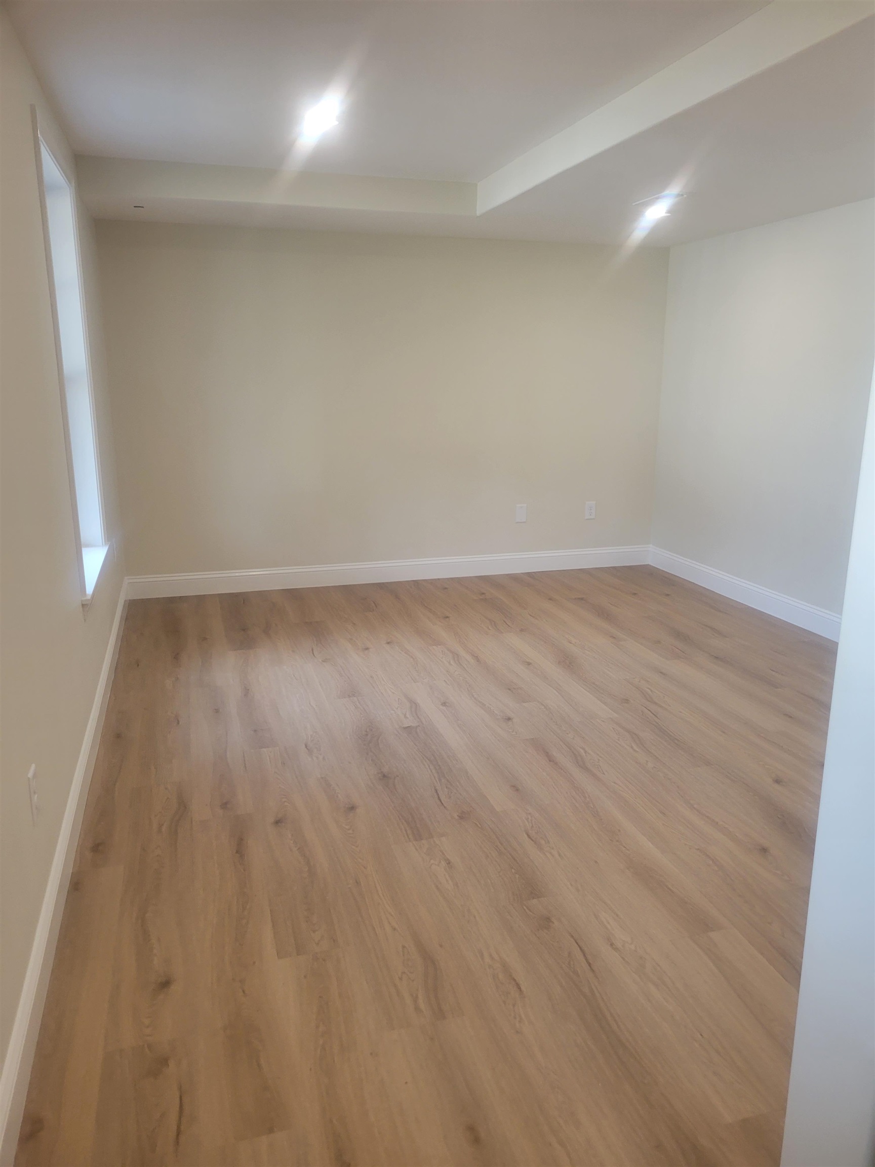 Litchfield, New Hampshire, 03052, United States, 3 Bedrooms Bedrooms, ,2 BathroomsBathrooms,Residential,For Sale,1784832