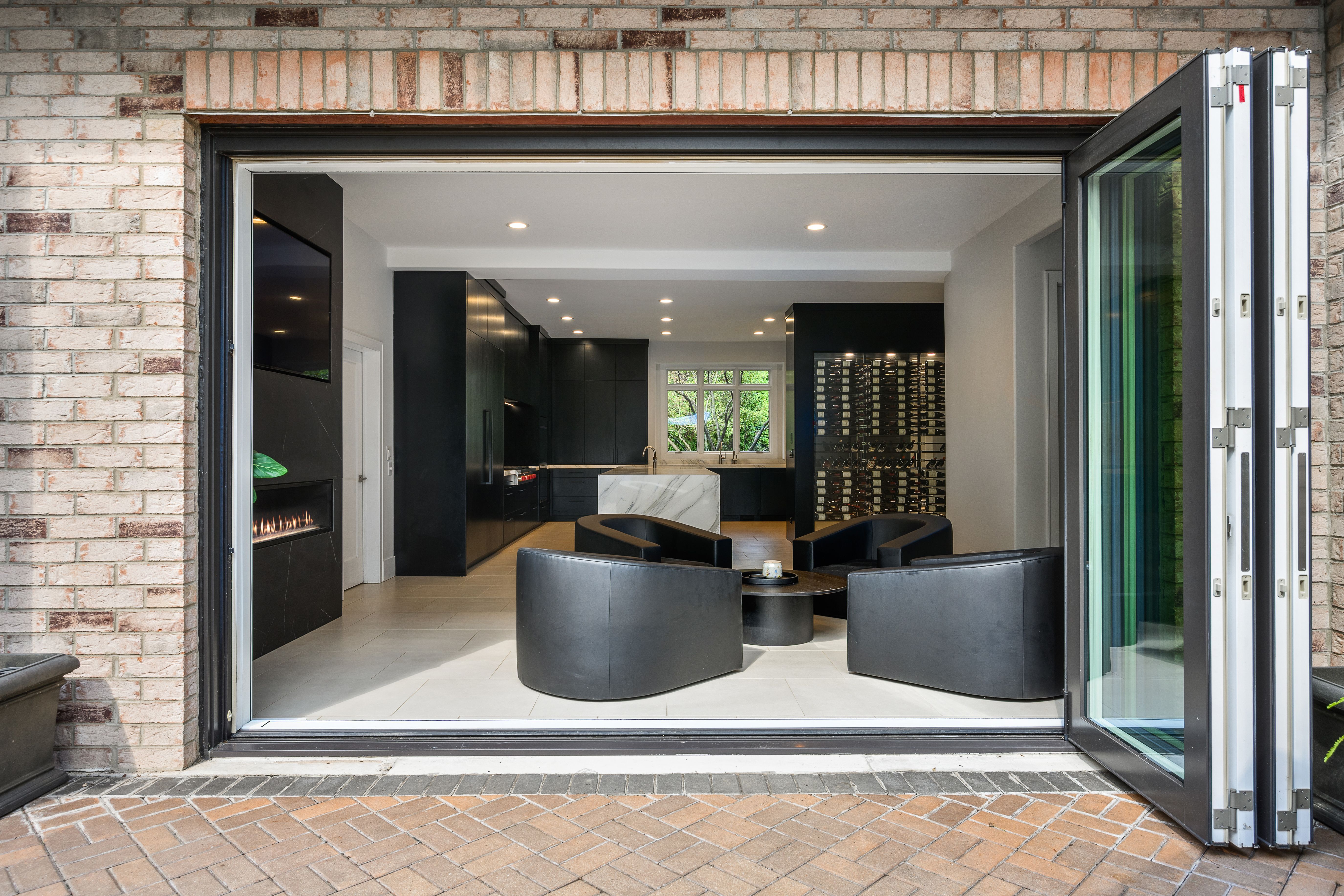  Exceptional Highland Park sSone and Brick Estate - 物件實景